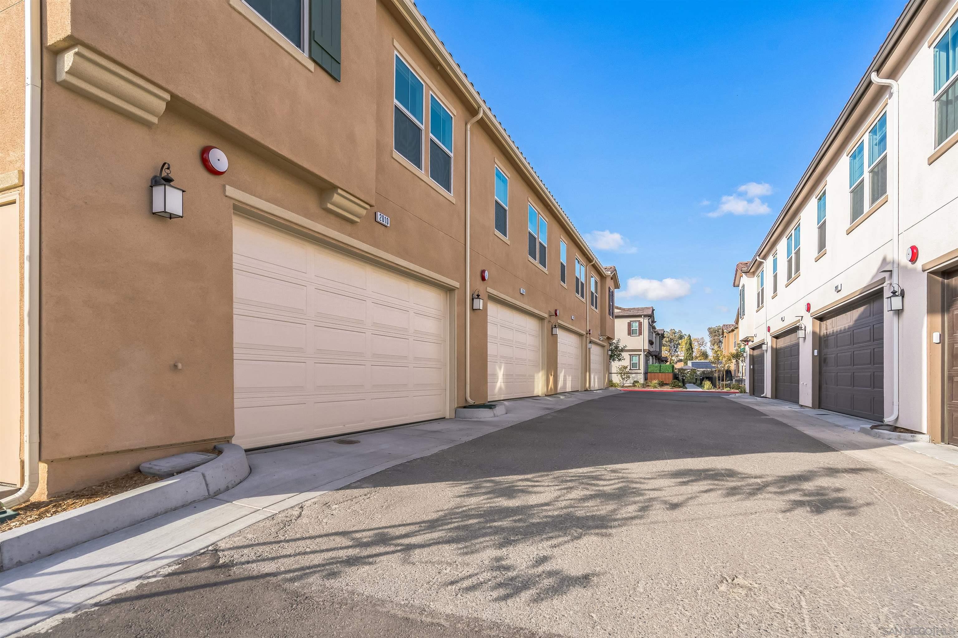 Detail Gallery Image 44 of 47 For 2018  Barite St, Spring Valley,  CA 91977 - 3 Beds | 2/1 Baths