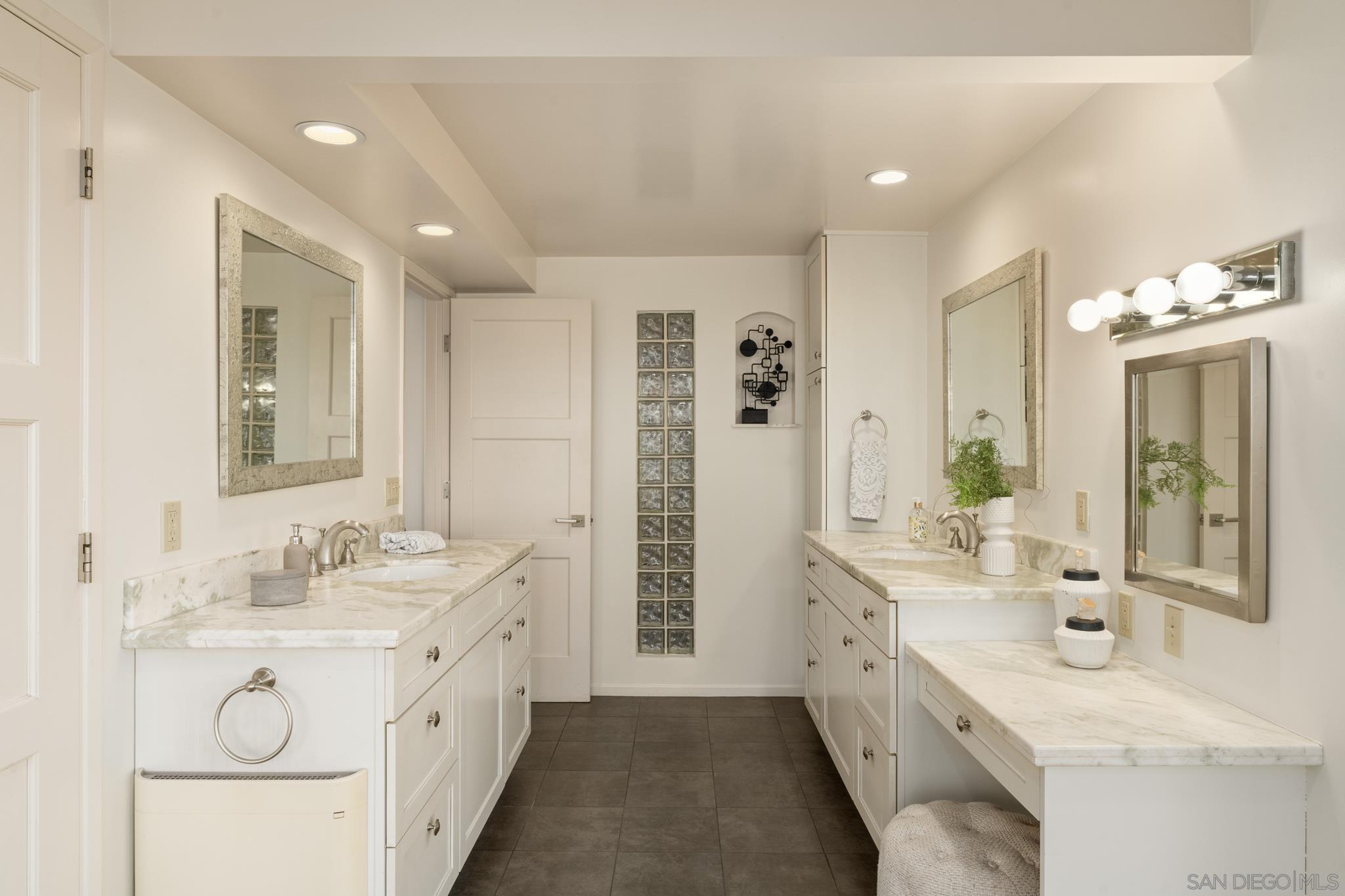 Detail Gallery Image 22 of 60 For 2165  Balboa Ave, Del Mar,  CA 92014 - 3 Beds | 2 Baths