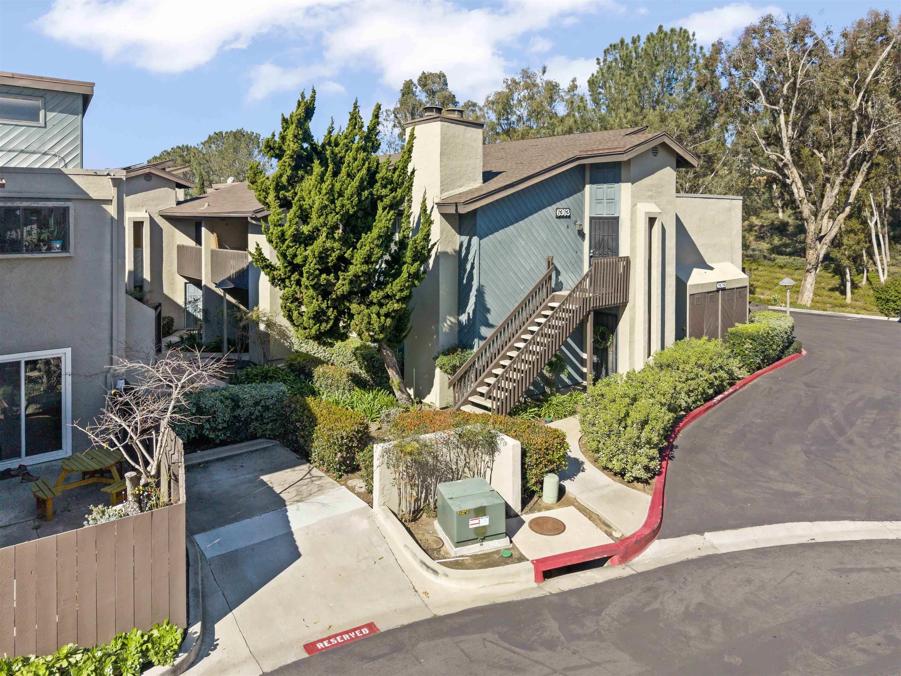 Detail Gallery Image 2 of 51 For 6363  Rancho Mission Rd  #8,  San Diego,  CA 92108 - 2 Beds | 2 Baths