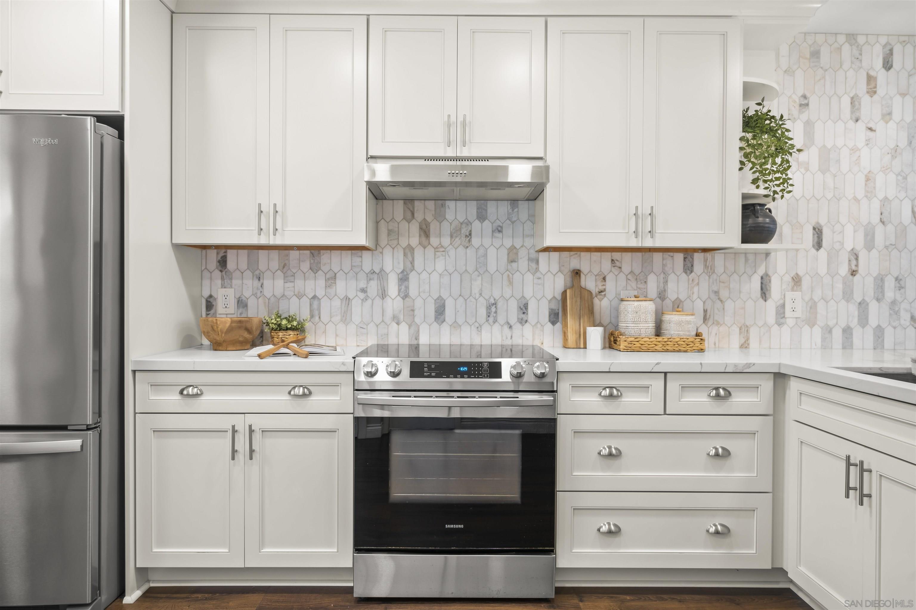 Detail Gallery Image 19 of 51 For 6363  Rancho Mission Rd  #8,  San Diego,  CA 92108 - 2 Beds | 2 Baths