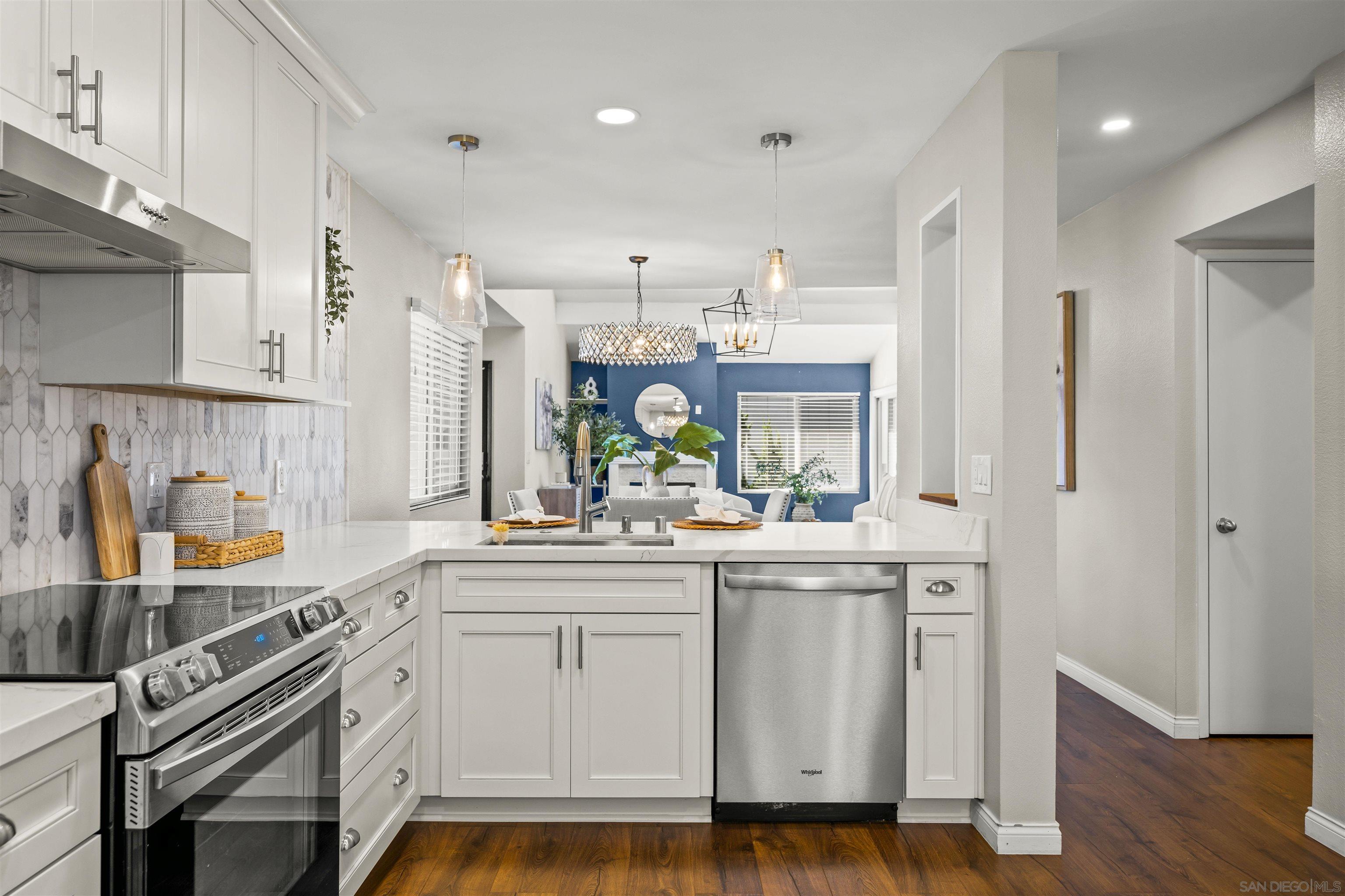 Detail Gallery Image 20 of 51 For 6363  Rancho Mission Rd  #8,  San Diego,  CA 92108 - 2 Beds | 2 Baths