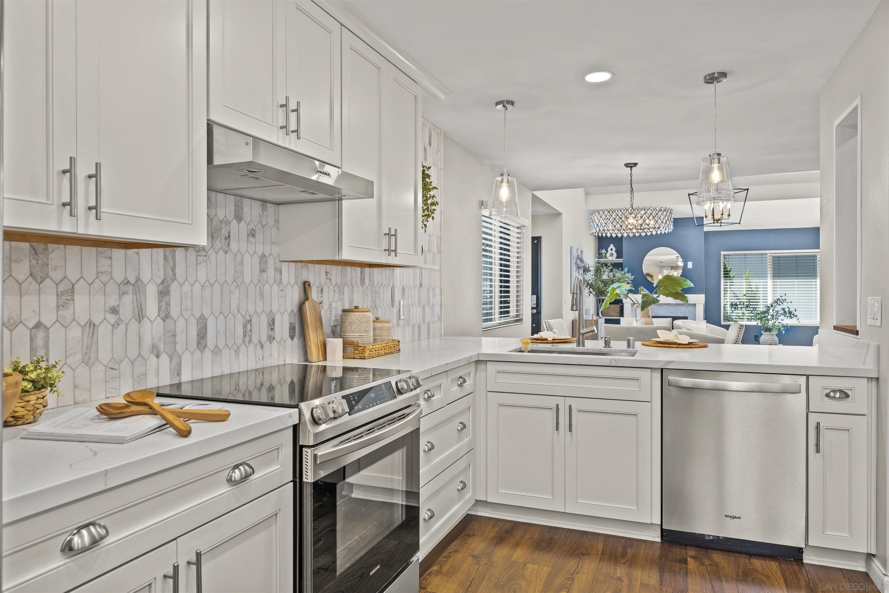 Detail Gallery Image 21 of 51 For 6363  Rancho Mission Rd  #8,  San Diego,  CA 92108 - 2 Beds | 2 Baths