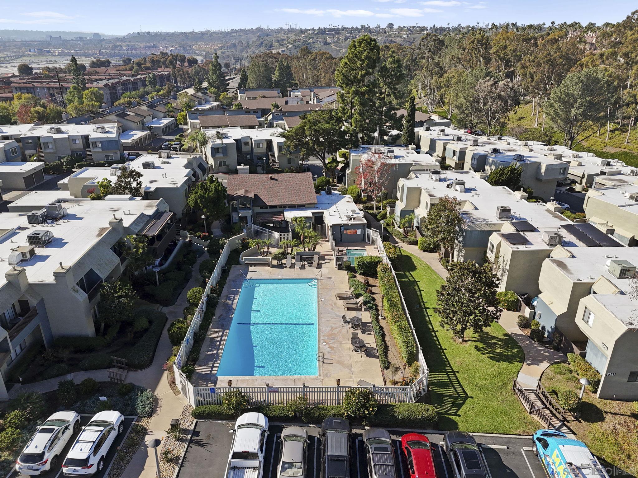 Detail Gallery Image 48 of 51 For 6363  Rancho Mission Rd  #8,  San Diego,  CA 92108 - 2 Beds | 2 Baths