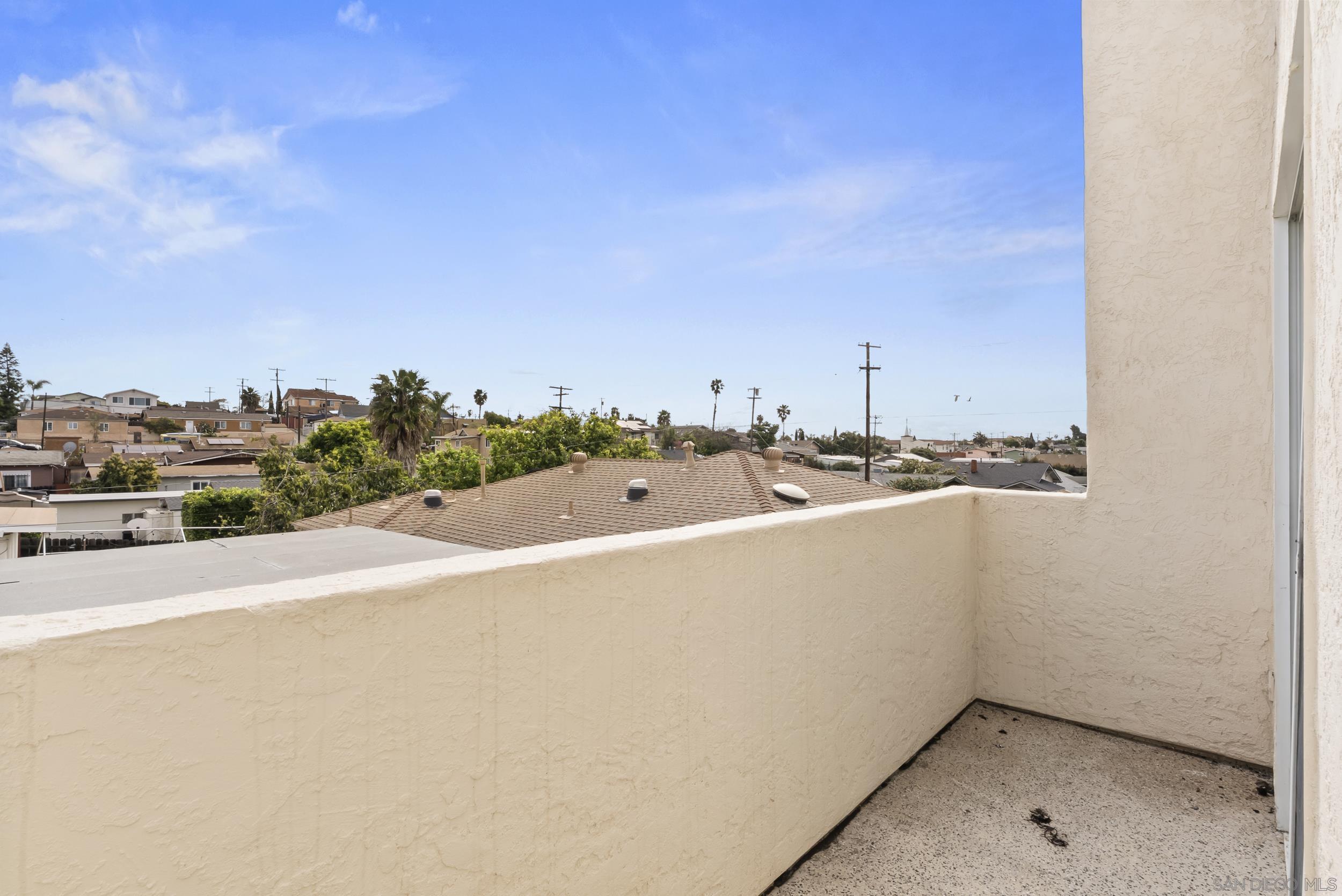 Detail Gallery Image 32 of 35 For 3746  Harding Ave, San Diego,  CA 92113 - 3 Beds | 3 Baths