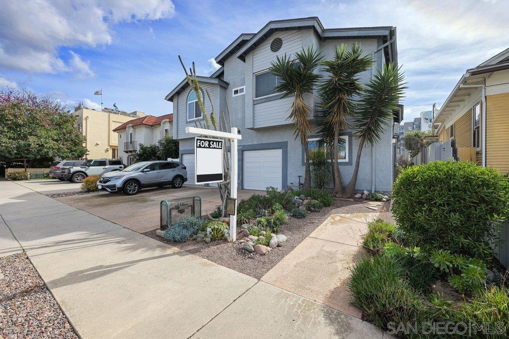 Detail Gallery Image 2 of 20 For 1009  Essex St.  #6,  San Diego,  CA 92103 - 2 Beds | 2 Baths