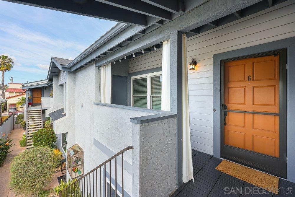 Detail Gallery Image 4 of 20 For 1009  Essex St.  #6,  San Diego,  CA 92103 - 2 Beds | 2 Baths