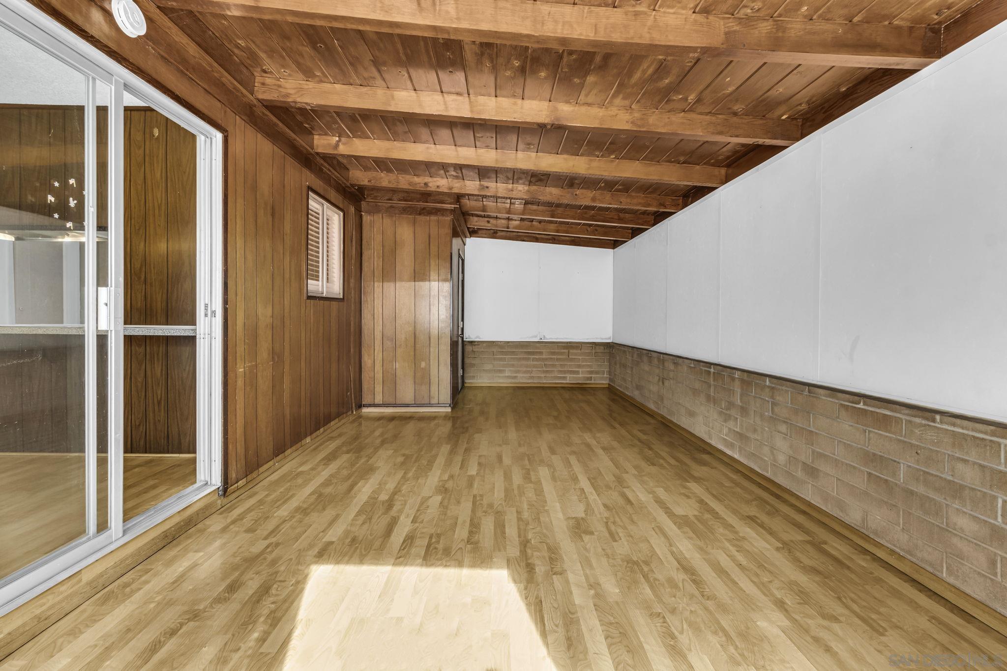 Detail Gallery Image 12 of 31 For 1454  Greycourt Way, San Diego,  CA 92114 - 4 Beds | 2 Baths