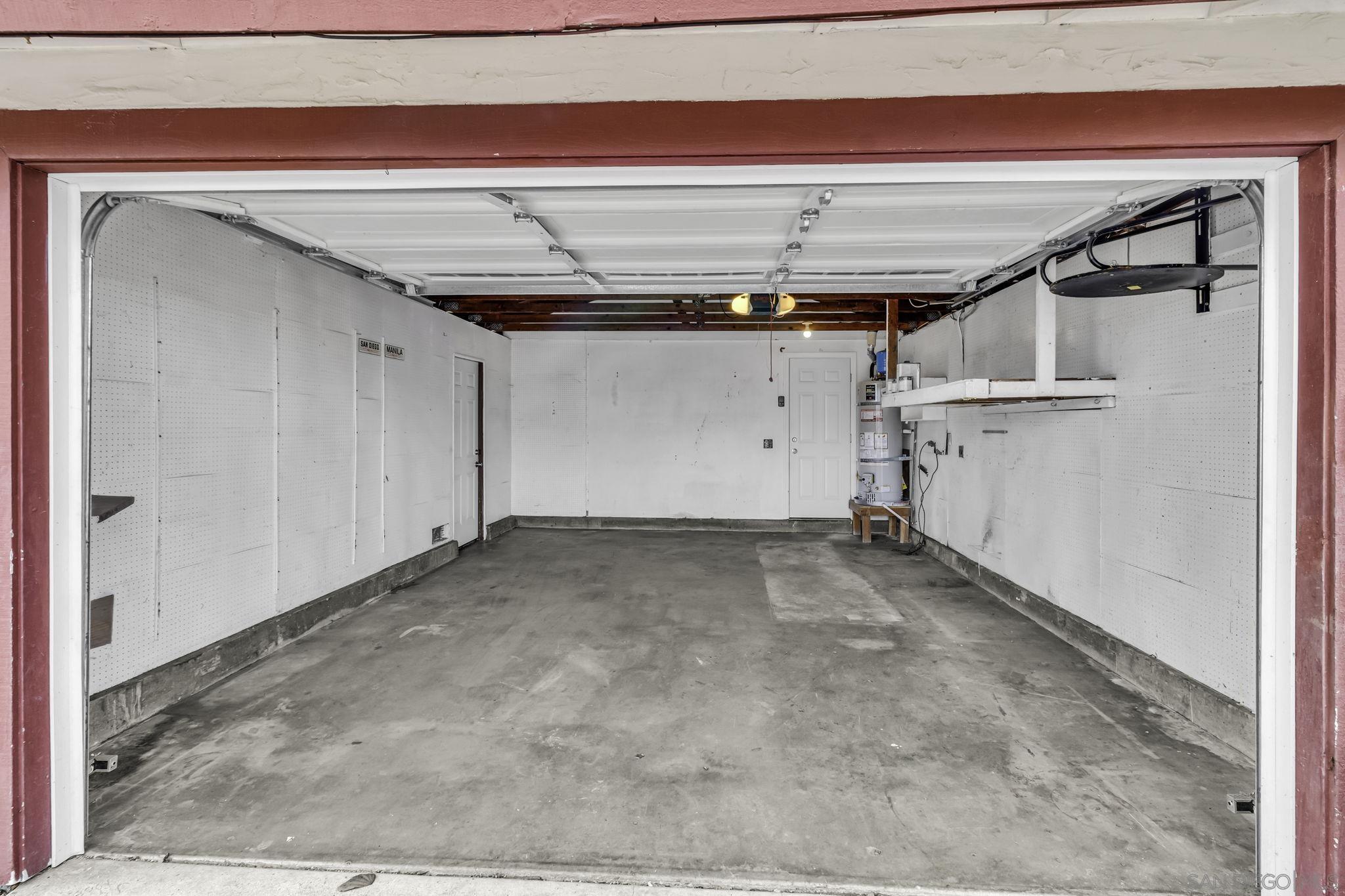 Detail Gallery Image 26 of 31 For 1454  Greycourt Way, San Diego,  CA 92114 - 4 Beds | 2 Baths