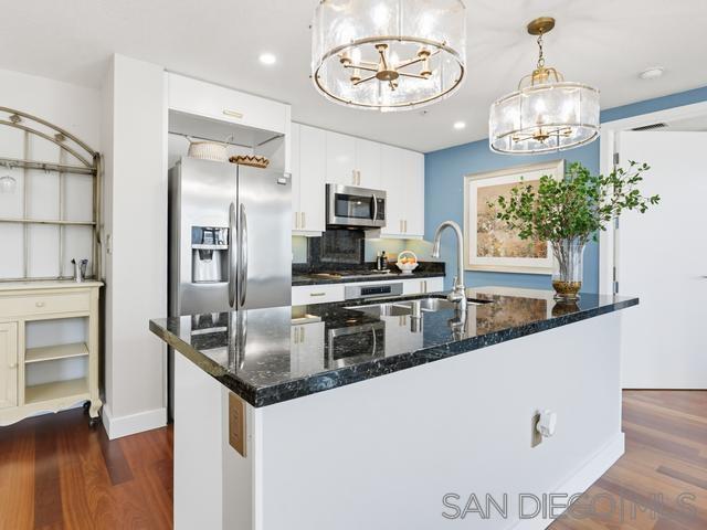 Detail Gallery Image 13 of 46 For 1199  Pacific Hwy  1303, San Diego,  CA 92101 - 1 Beds | 1/1 Baths
