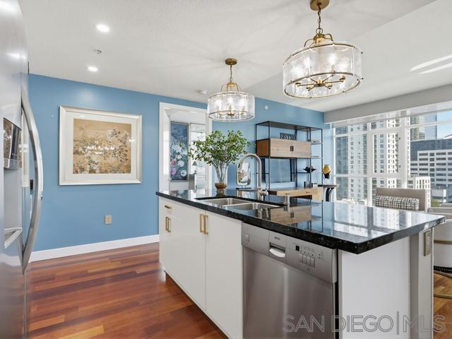 Detail Gallery Image 17 of 46 For 1199  Pacific Hwy  1303, San Diego,  CA 92101 - 1 Beds | 1/1 Baths