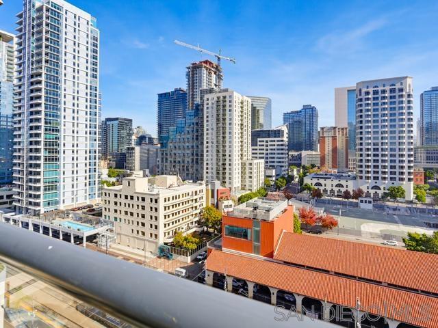 Detail Gallery Image 35 of 46 For 1199  Pacific Hwy  1303, San Diego,  CA 92101 - 1 Beds | 1/1 Baths