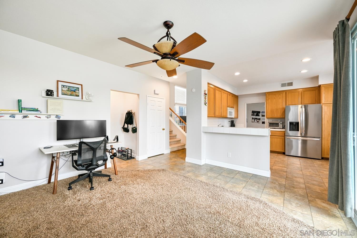 Detail Gallery Image 4 of 19 For 740  Avenida Codorniz, San Marcos,  CA 92069 - 3 Beds | 2/1 Baths