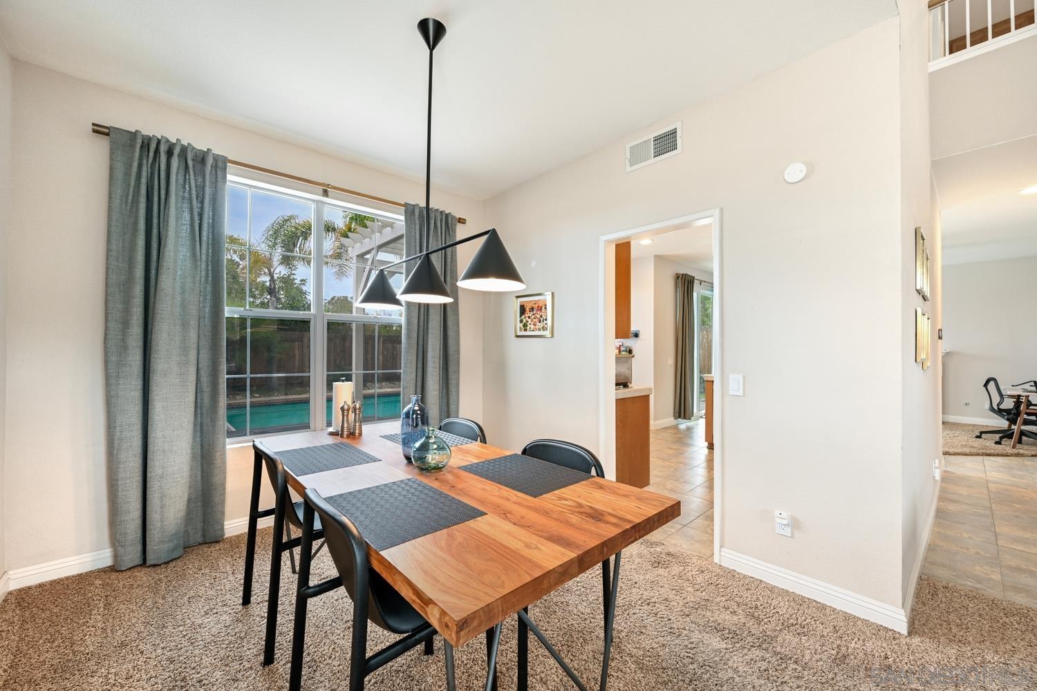 Detail Gallery Image 8 of 19 For 740  Avenida Codorniz, San Marcos,  CA 92069 - 3 Beds | 2/1 Baths