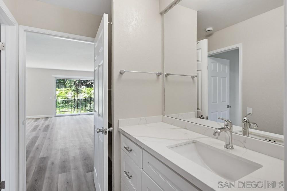 Detail Gallery Image 18 of 33 For 3972  Jackdaw  #114,  San Diego,  CA 92103 - 1 Beds | 1 Baths