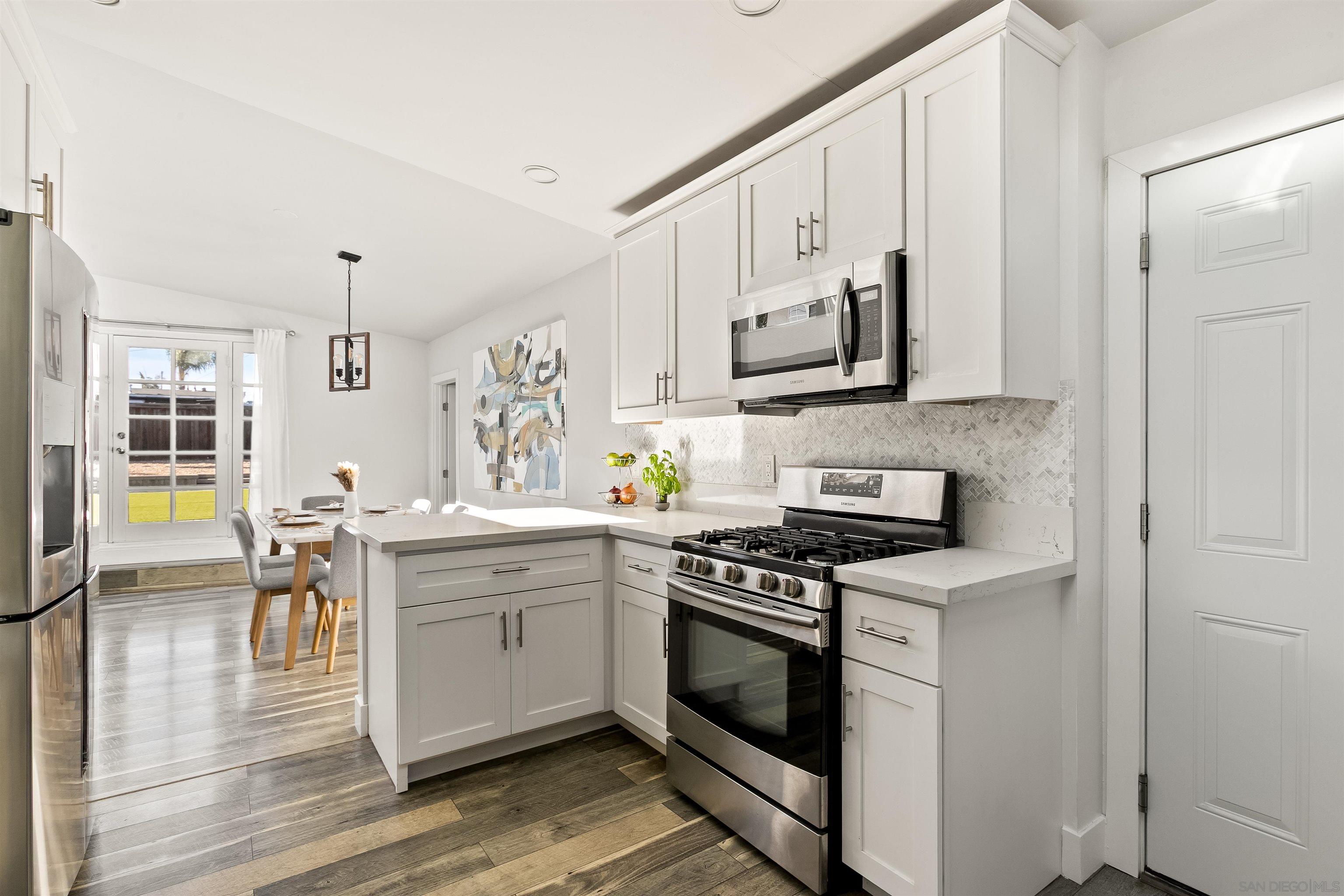 Detail Gallery Image 8 of 32 For 1412  Frankfort St, San Diego,  CA 92110 - 3 Beds | 2 Baths