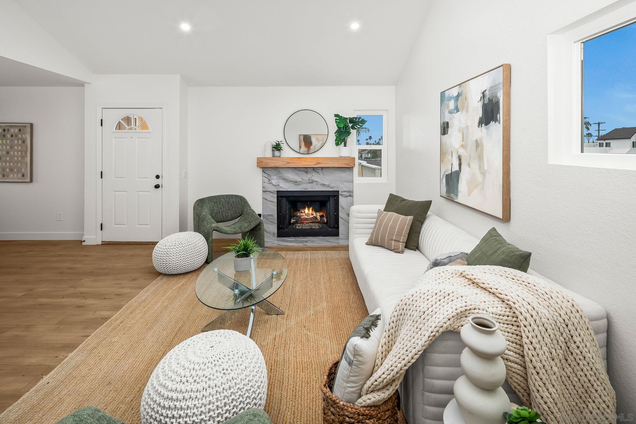 Detail Gallery Image 3 of 50 For 152  Evergreen Ave.  #4,  Imperial Beach,  CA 91932 - 2 Beds | 2 Baths