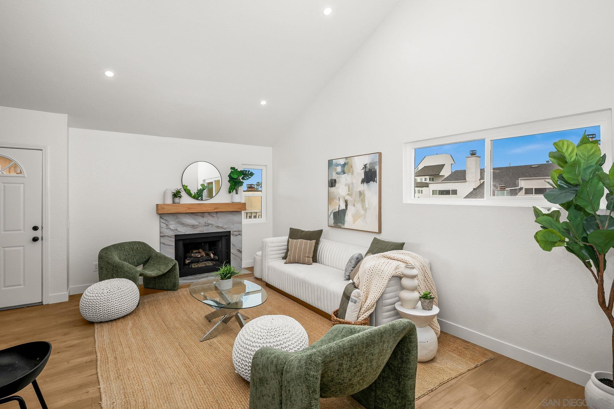 Detail Gallery Image 4 of 50 For 152  Evergreen Ave.  #4,  Imperial Beach,  CA 91932 - 2 Beds | 2 Baths