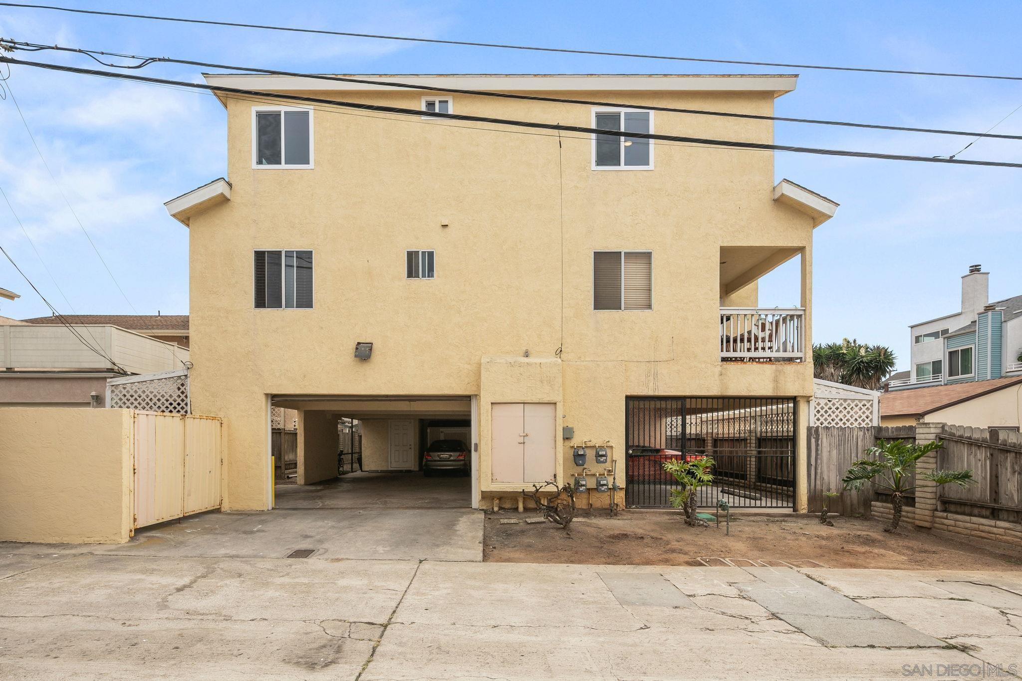 Detail Gallery Image 48 of 50 For 152  Evergreen Ave.  #4,  Imperial Beach,  CA 91932 - 2 Beds | 2 Baths