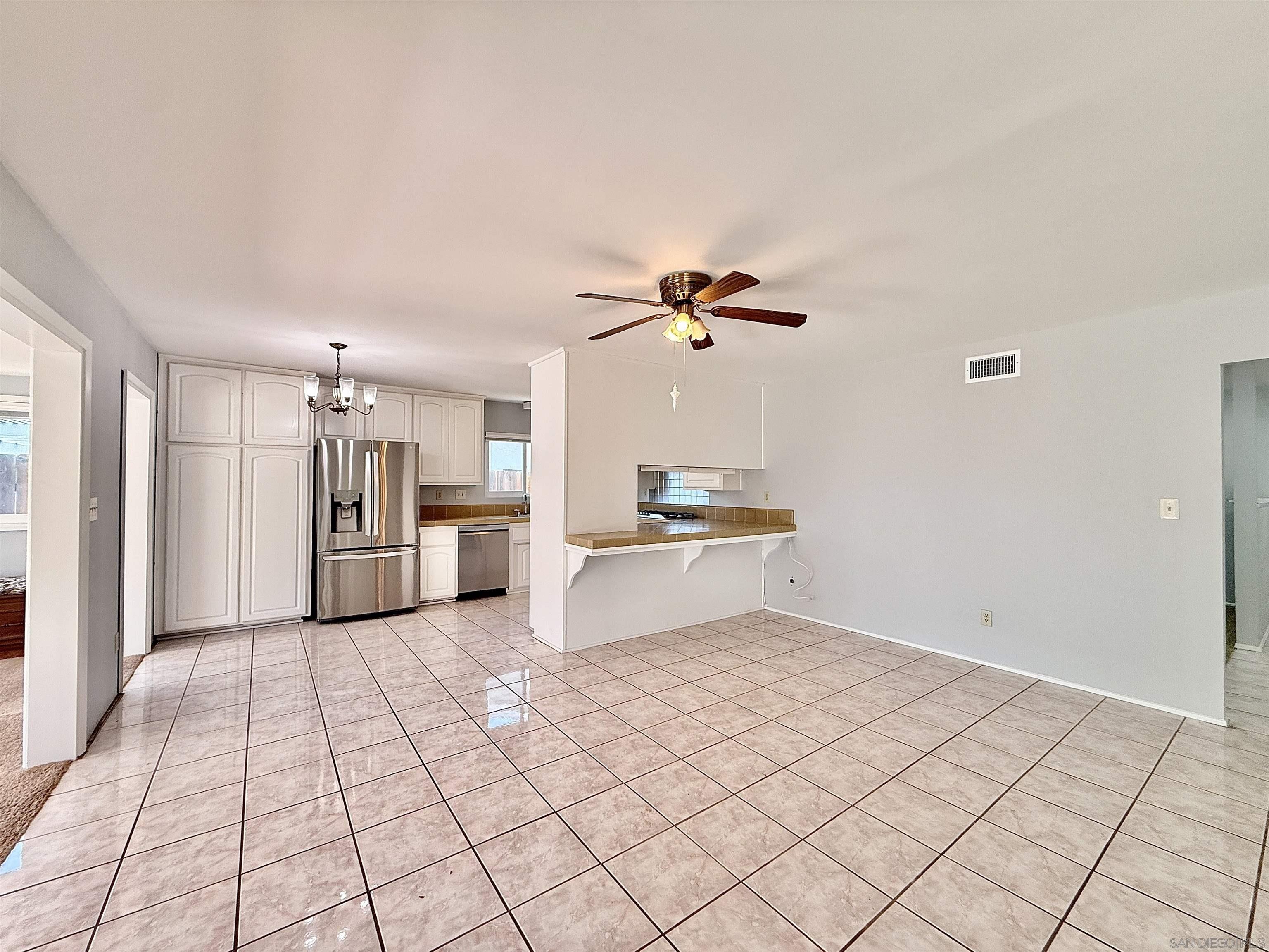 Detail Gallery Image 12 of 28 For 479  Arizona St, Chula Vista,  CA 91911 - 4 Beds | 2 Baths