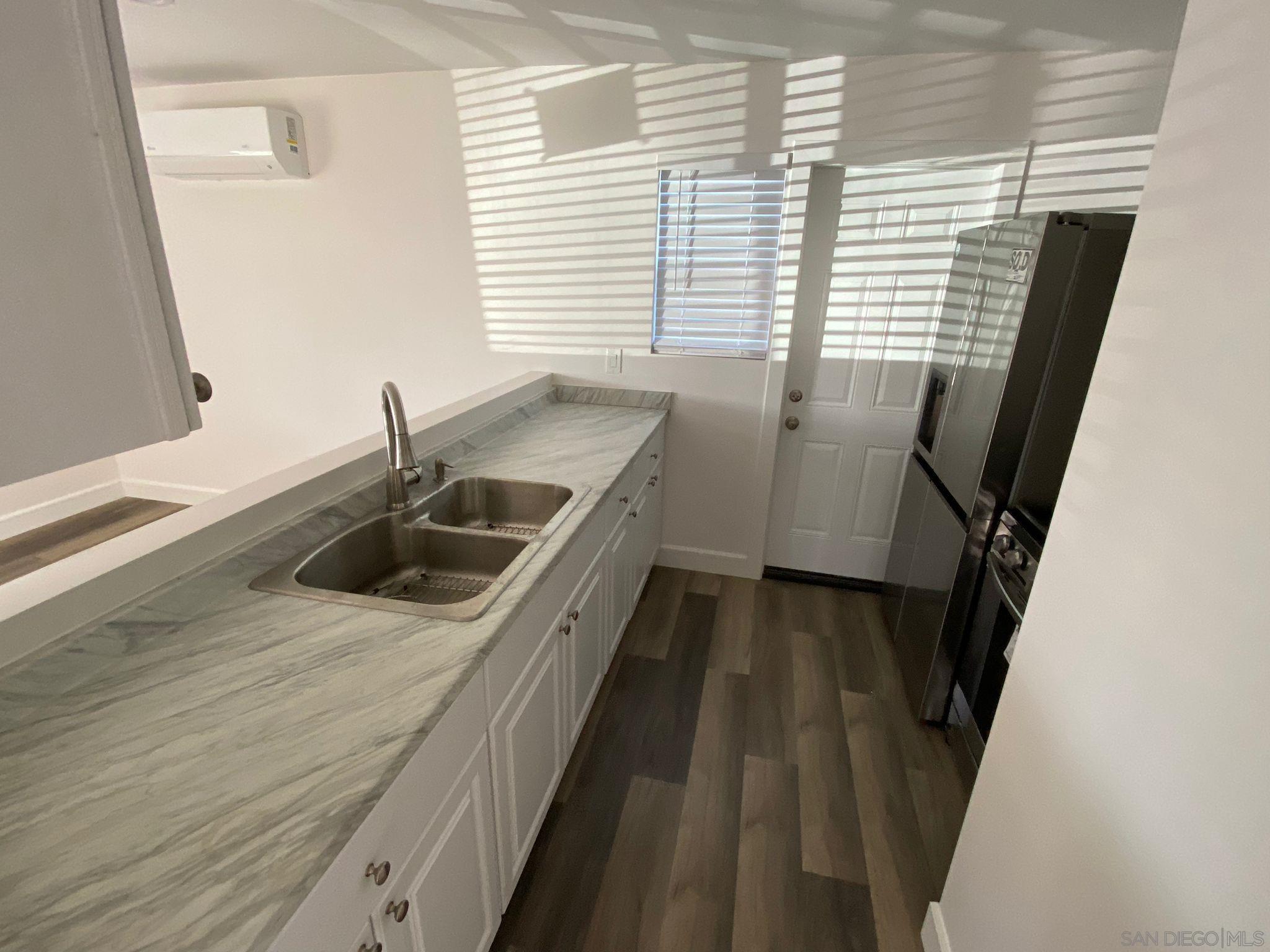 Detail Gallery Image 11 of 23 For 721  Duval St, San Diego,  CA 92102 - 3 Beds | 1 Baths