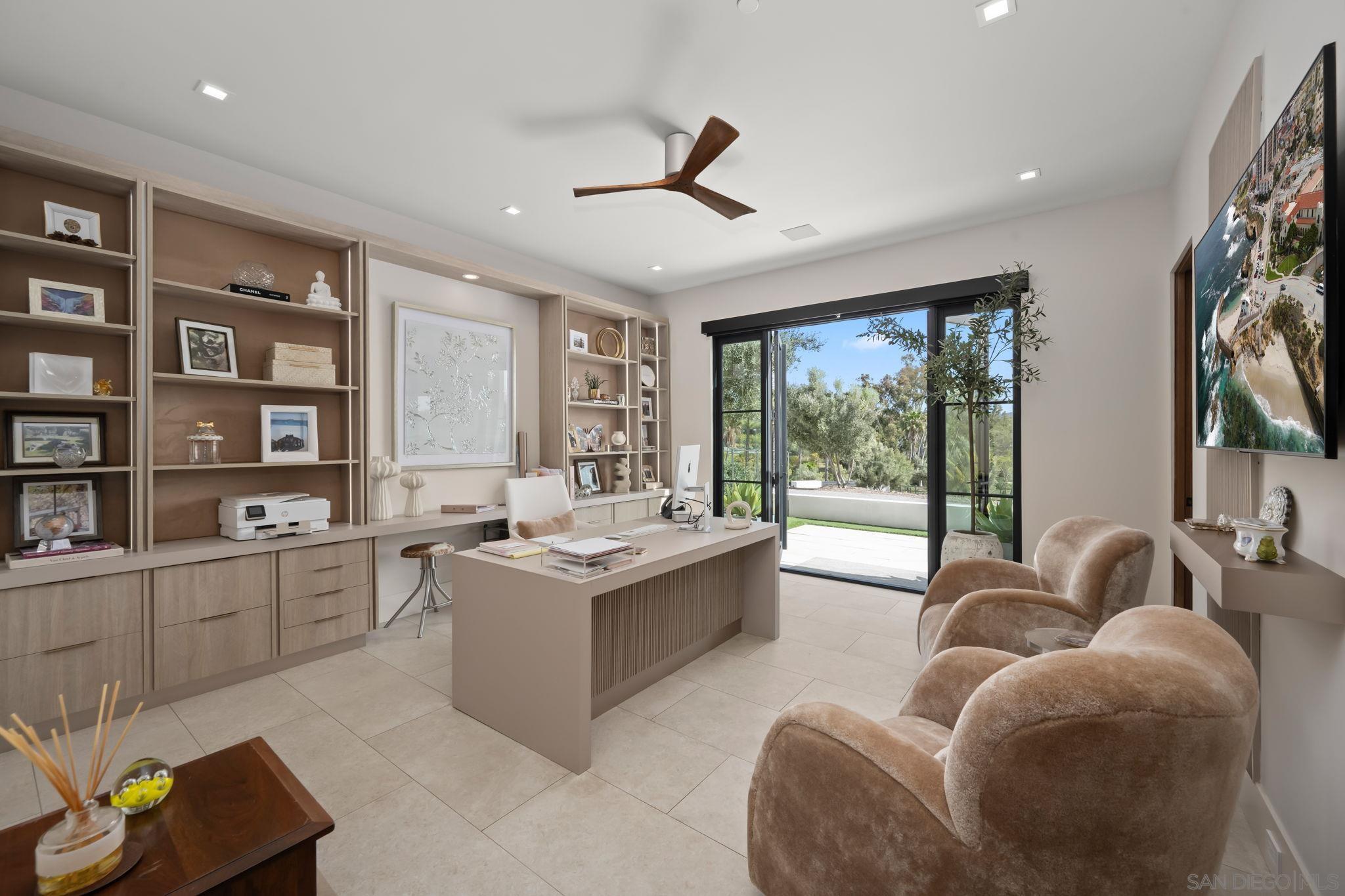 Detail Gallery Image 18 of 20 For 16786-88  Calle Hermosa, San Diego,  CA 92127 - 6 Beds | 7/1 Baths