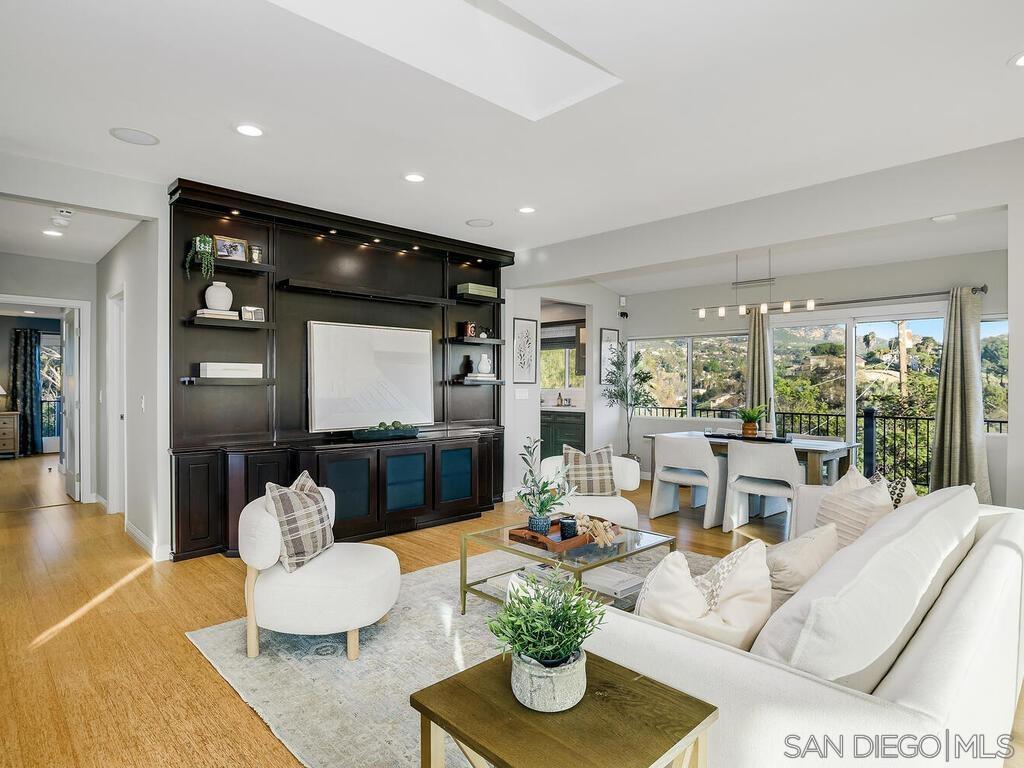 Detail Gallery Image 7 of 74 For 920  Sycamore, El Cajon,  CA 92019 - 4 Beds | 3 Baths