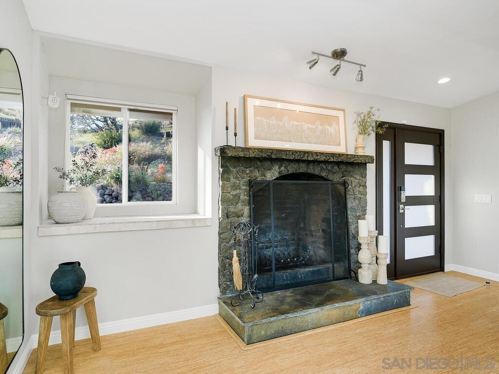 Detail Gallery Image 8 of 74 For 920  Sycamore, El Cajon,  CA 92019 - 4 Beds | 3 Baths