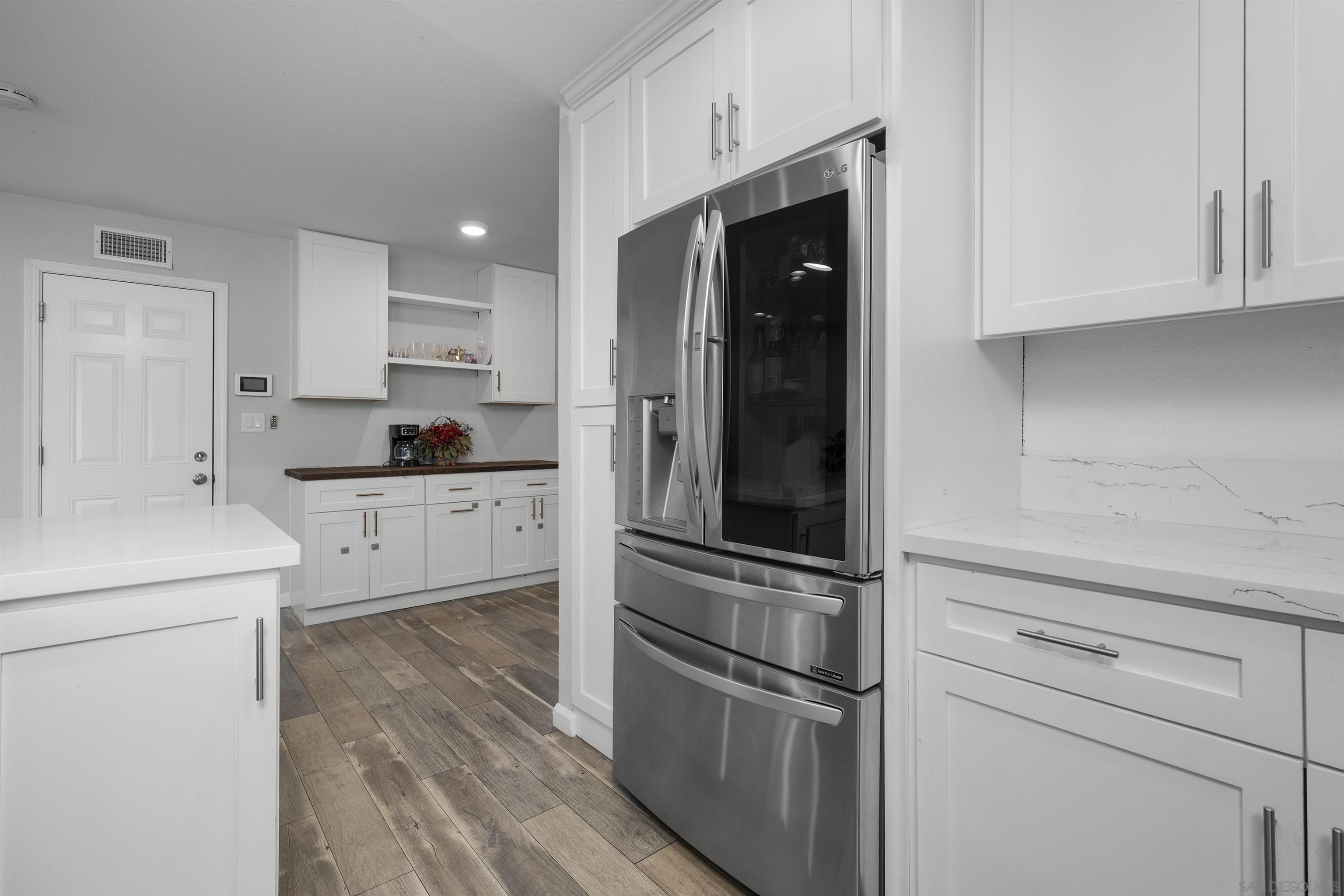 Detail Gallery Image 8 of 23 For 3310  Biscay Dr, San Diego,  CA 92154 - 4 Beds | 2 Baths