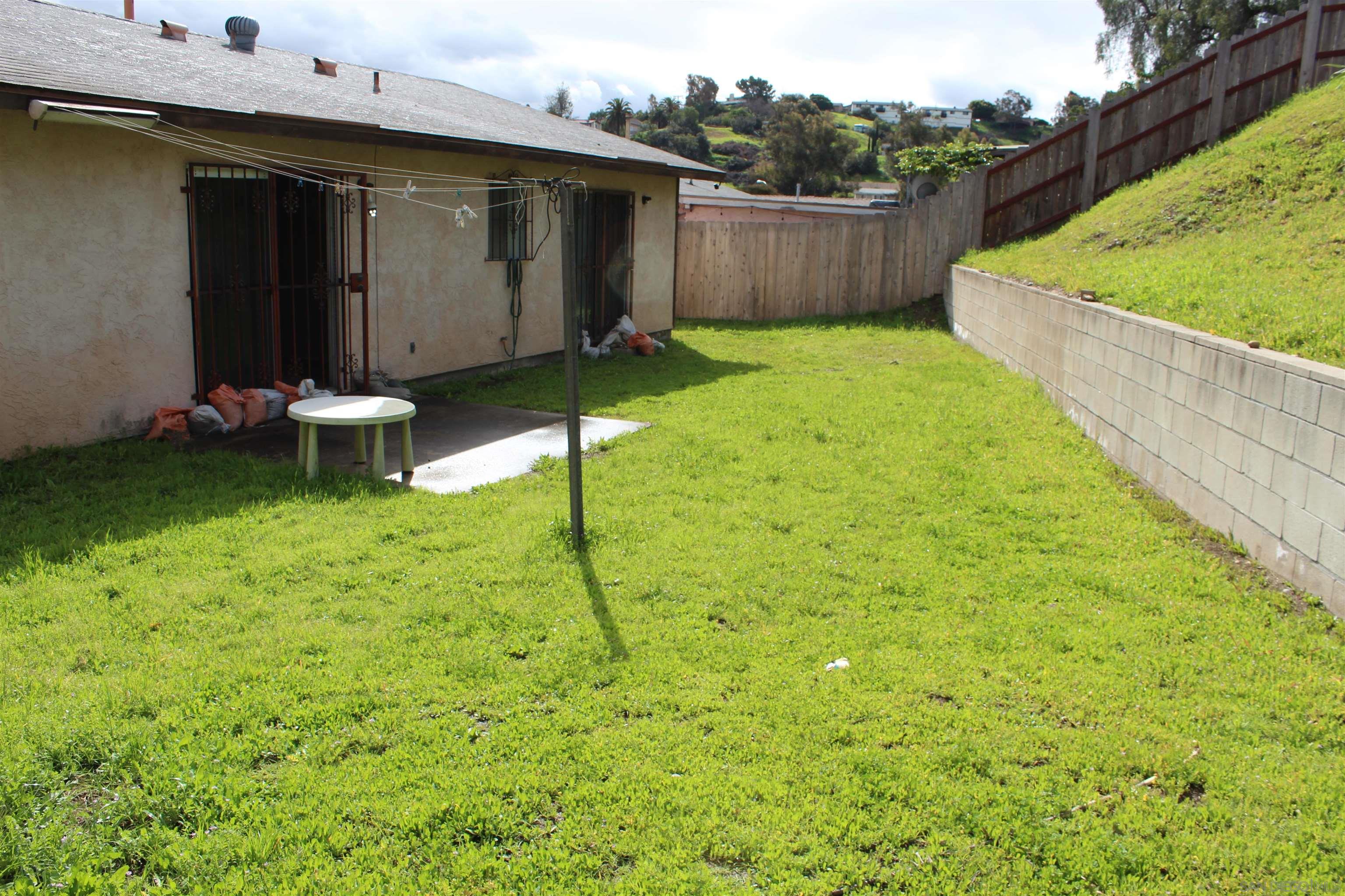 Detail Gallery Image 15 of 58 For 646  Sage Way, San Diego,  CA 92114 - 3 Beds | 2 Baths