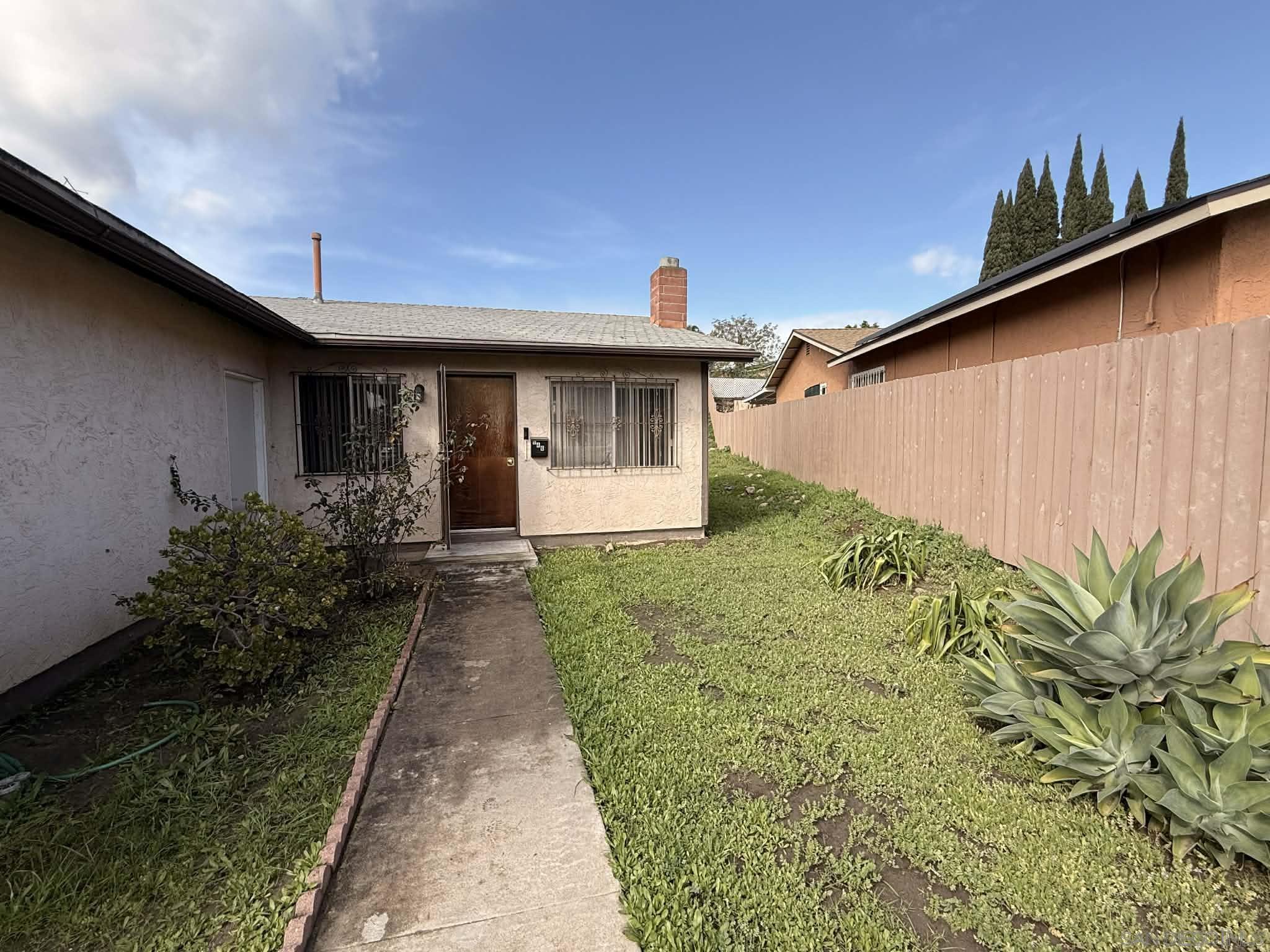 Detail Gallery Image 3 of 58 For 646  Sage Way, San Diego,  CA 92114 - 3 Beds | 2 Baths