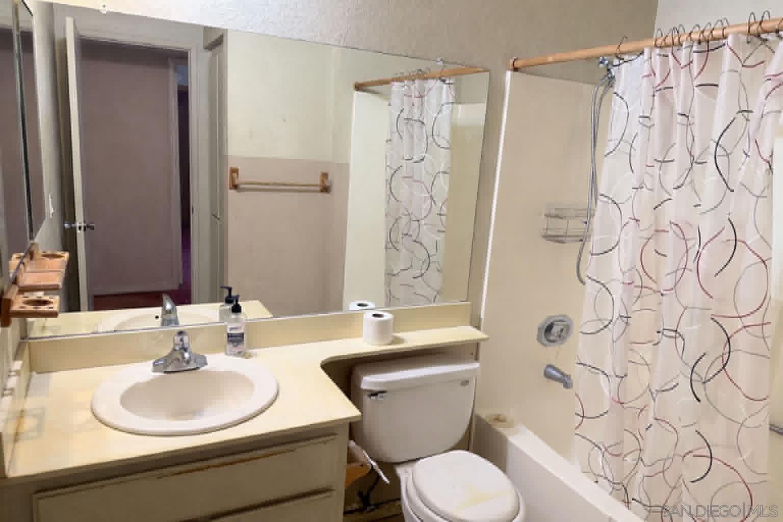 Detail Gallery Image 36 of 58 For 646  Sage Way, San Diego,  CA 92114 - 3 Beds | 2 Baths