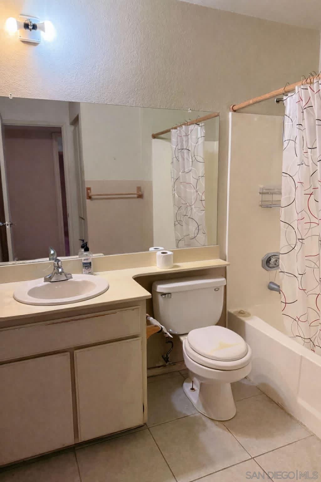 Detail Gallery Image 37 of 58 For 646  Sage Way, San Diego,  CA 92114 - 3 Beds | 2 Baths