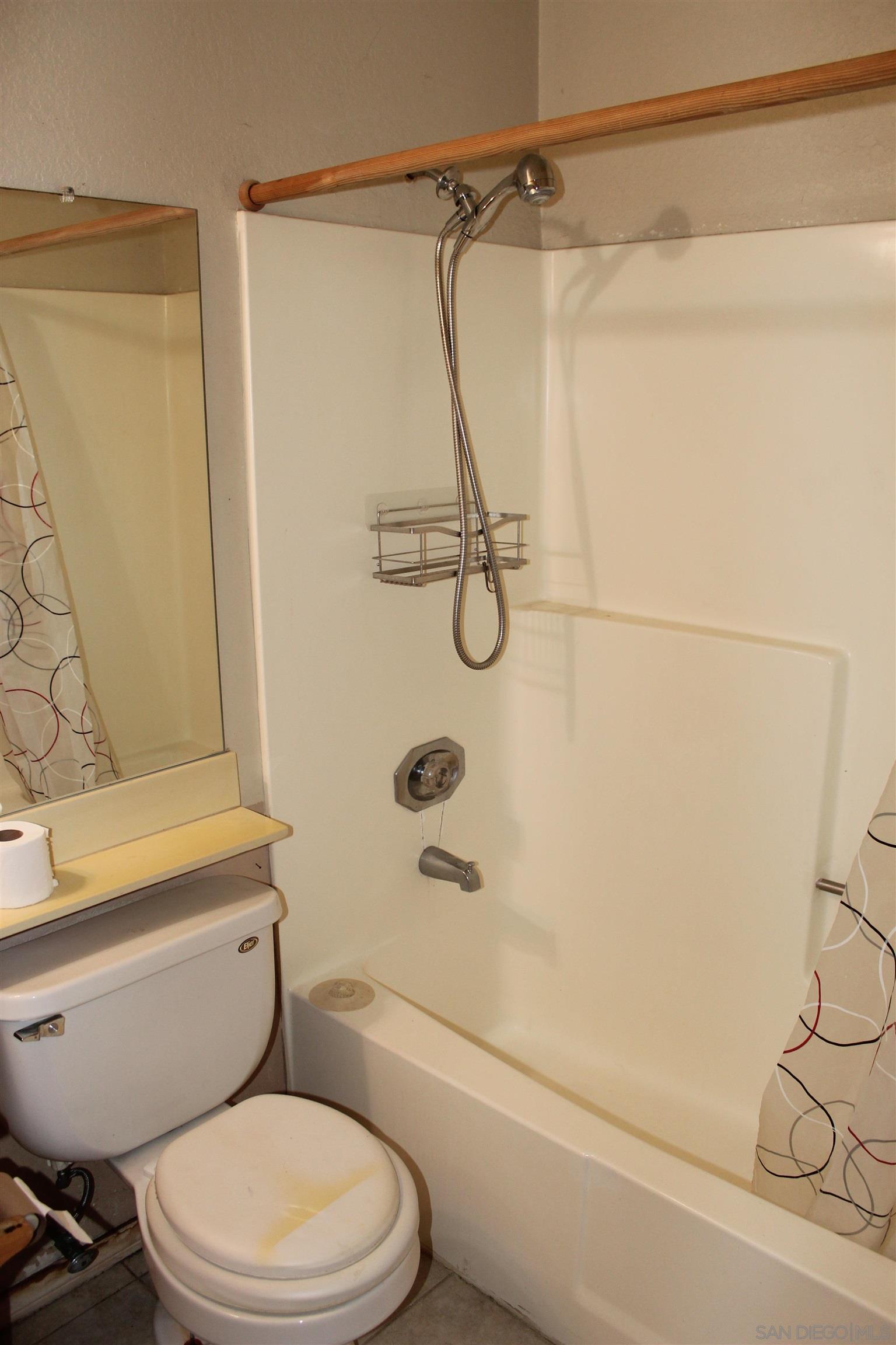 Detail Gallery Image 39 of 58 For 646  Sage Way, San Diego,  CA 92114 - 3 Beds | 2 Baths