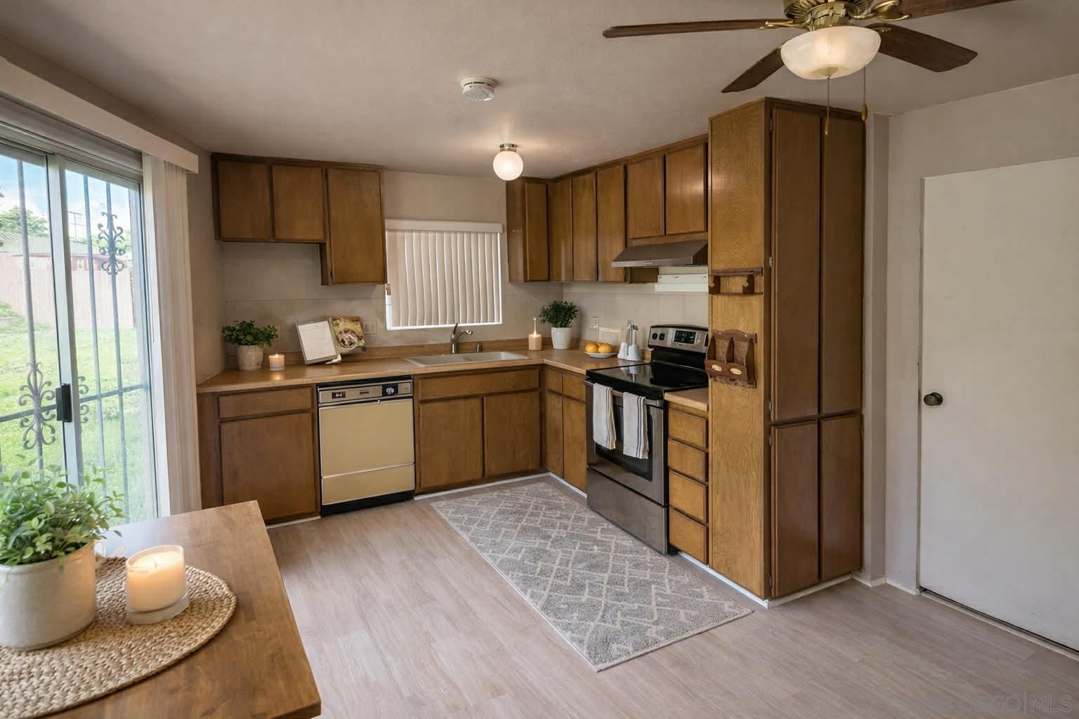 Detail Gallery Image 46 of 58 For 646  Sage Way, San Diego,  CA 92114 - 3 Beds | 2 Baths