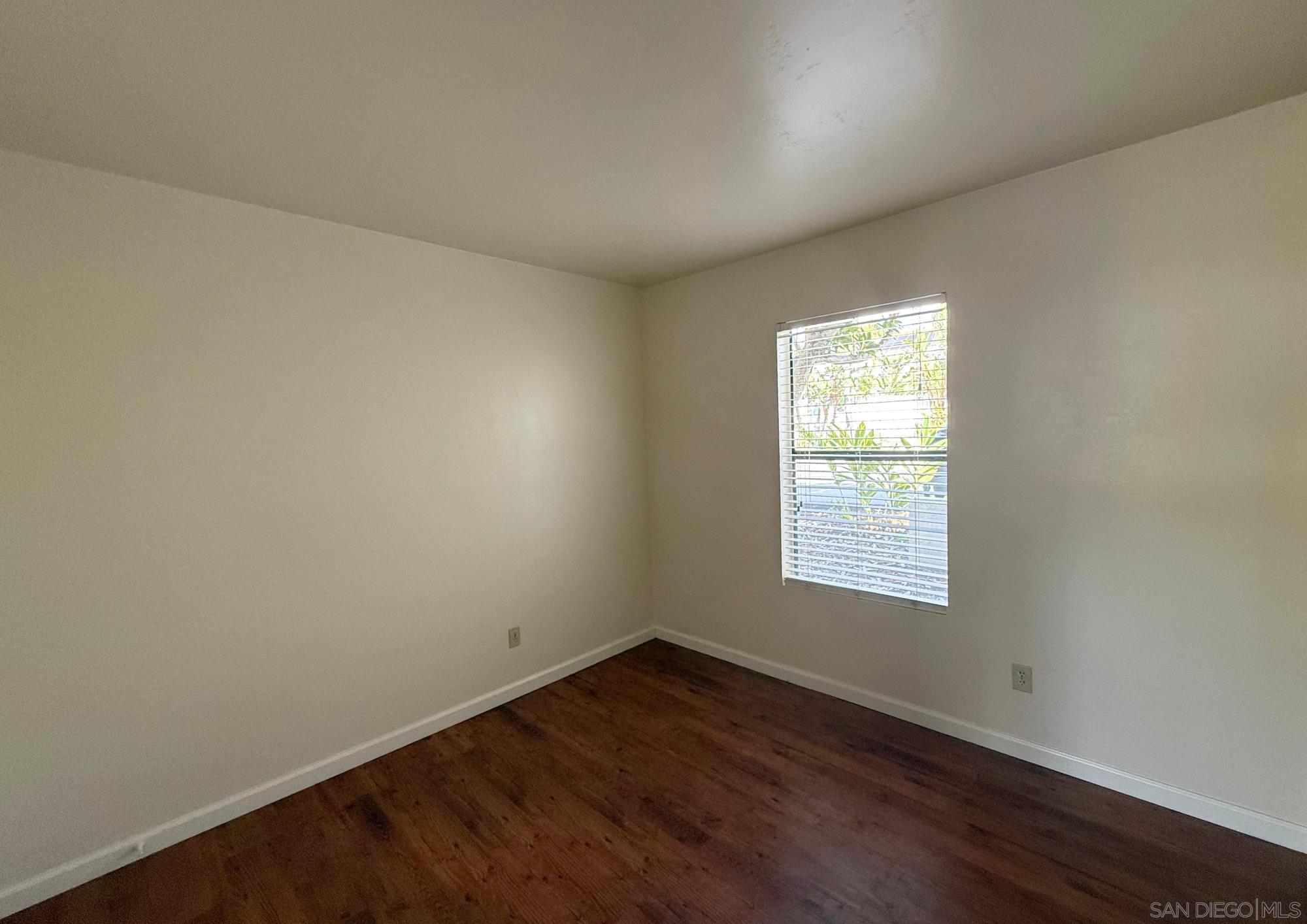 Detail Gallery Image 19 of 28 For 9392  Twin Trails Dr  105, San Diego,  CA 92129 - 2 Beds | 2 Baths