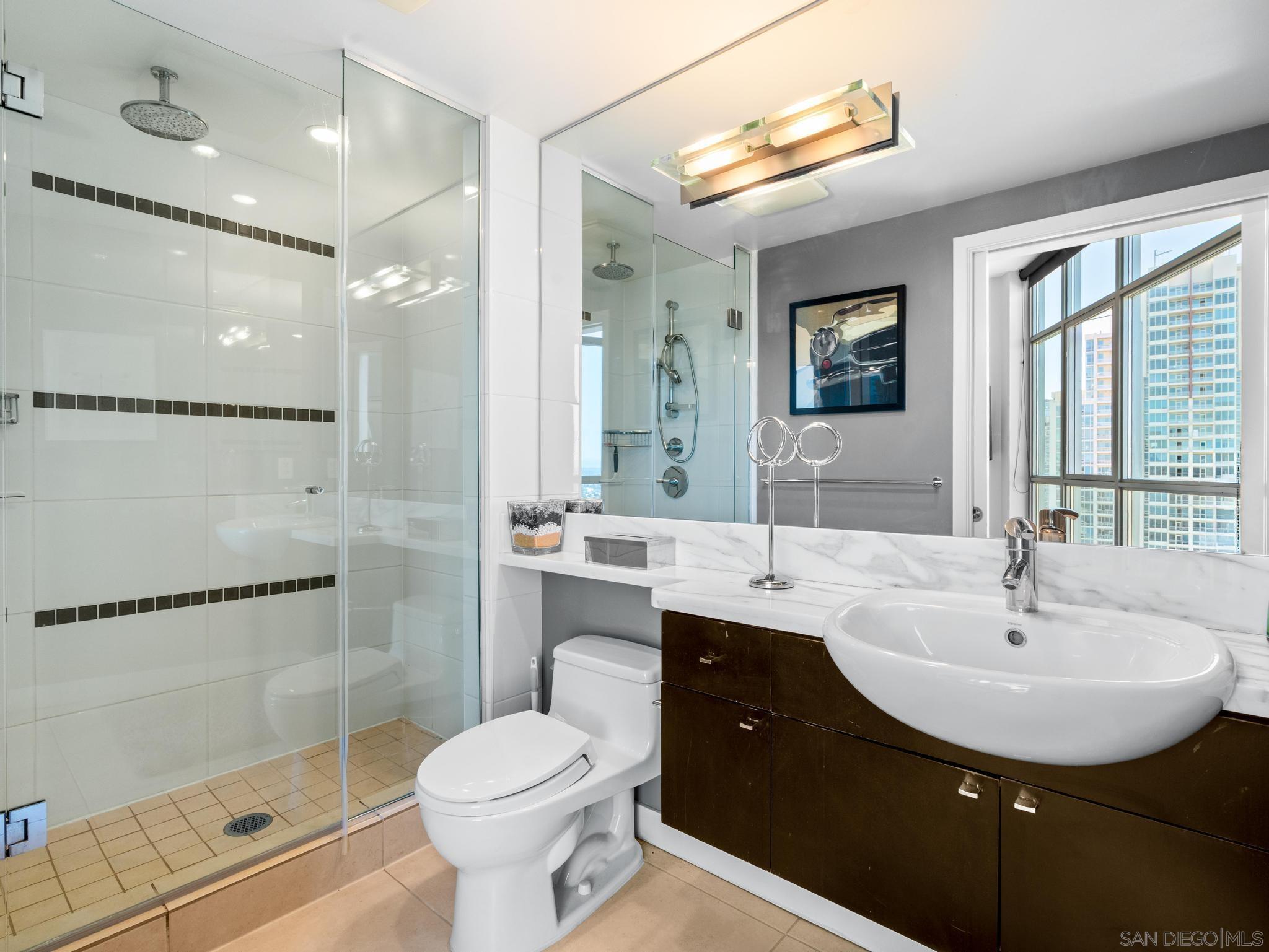 Detail Gallery Image 18 of 36 For 1441  9th Ave  2401, San Diego,  CA 92101 - 3 Beds | 3 Baths