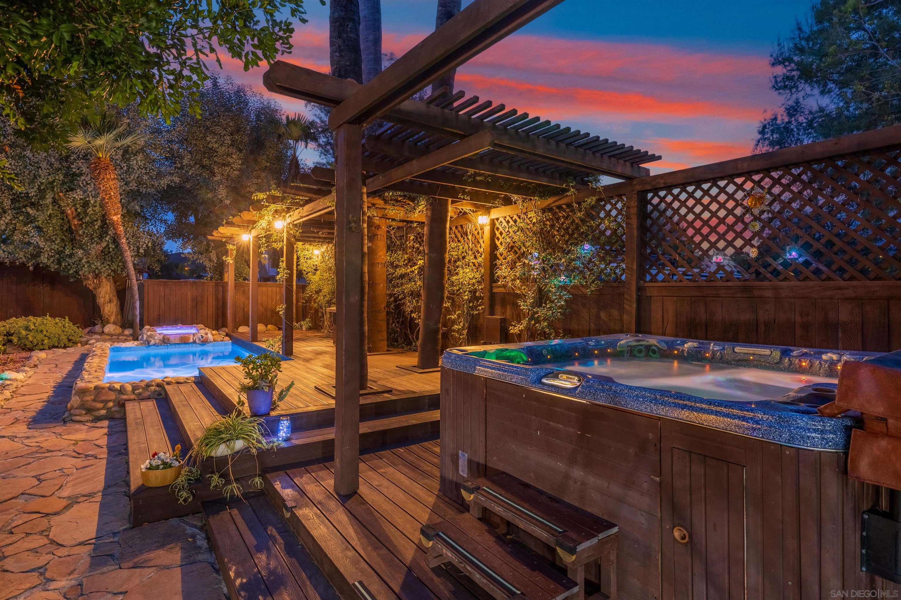 Detail Gallery Image 2 of 60 For 23540  Oriente Way, Ramona,  CA 92065 - 3 Beds | 2 Baths