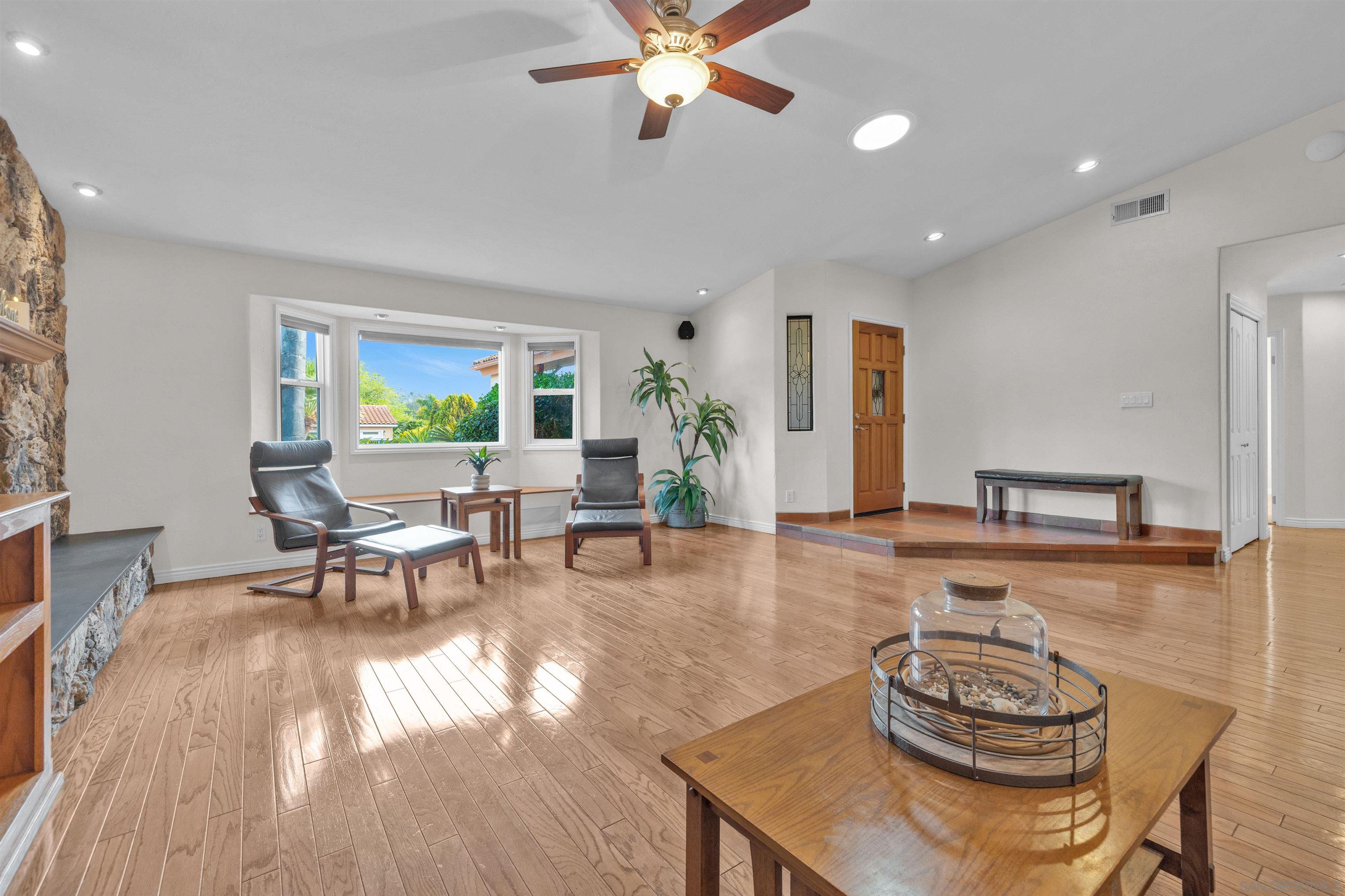 Detail Gallery Image 16 of 60 For 23540  Oriente Way, Ramona,  CA 92065 - 3 Beds | 2 Baths