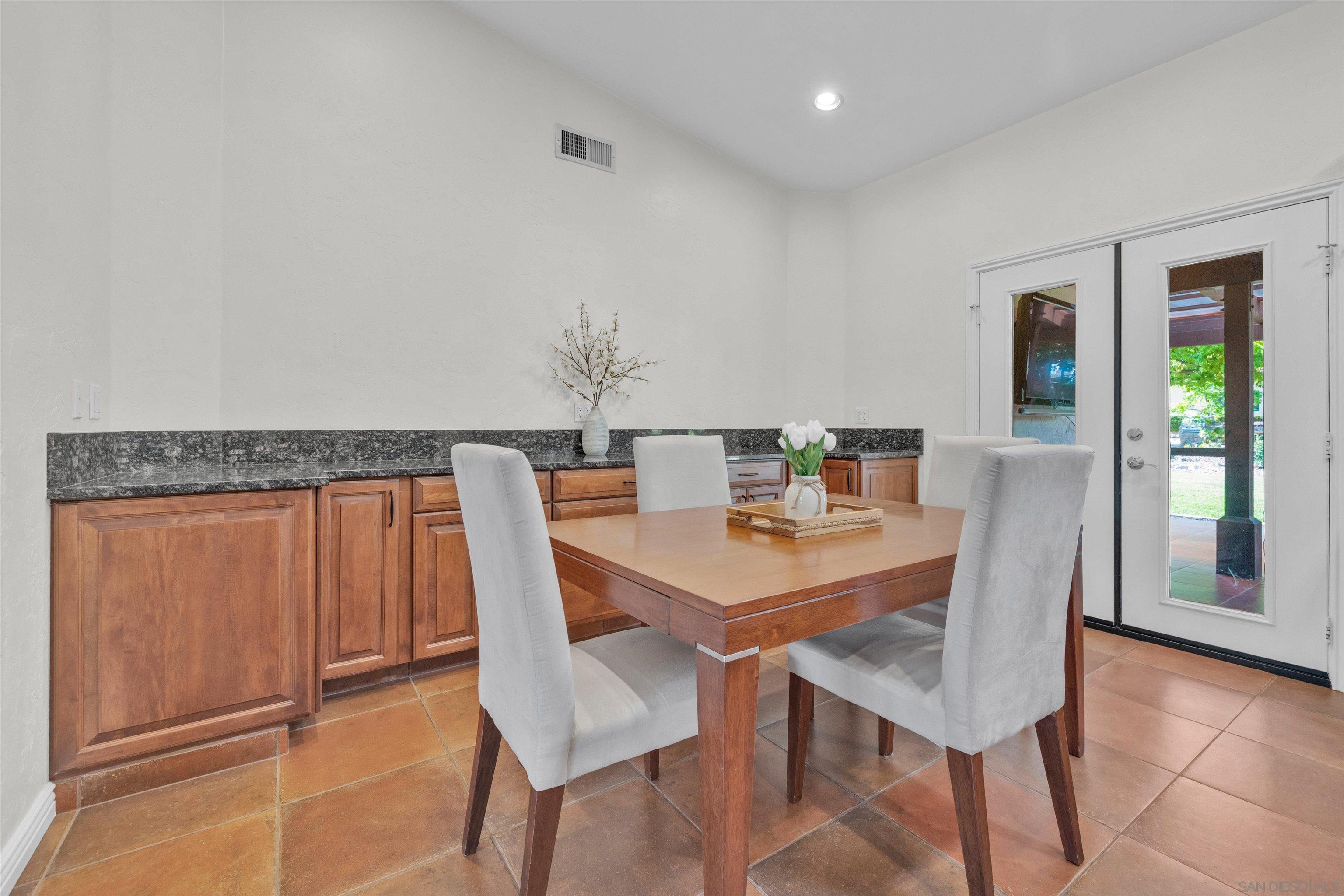 Detail Gallery Image 21 of 60 For 23540  Oriente Way, Ramona,  CA 92065 - 3 Beds | 2 Baths