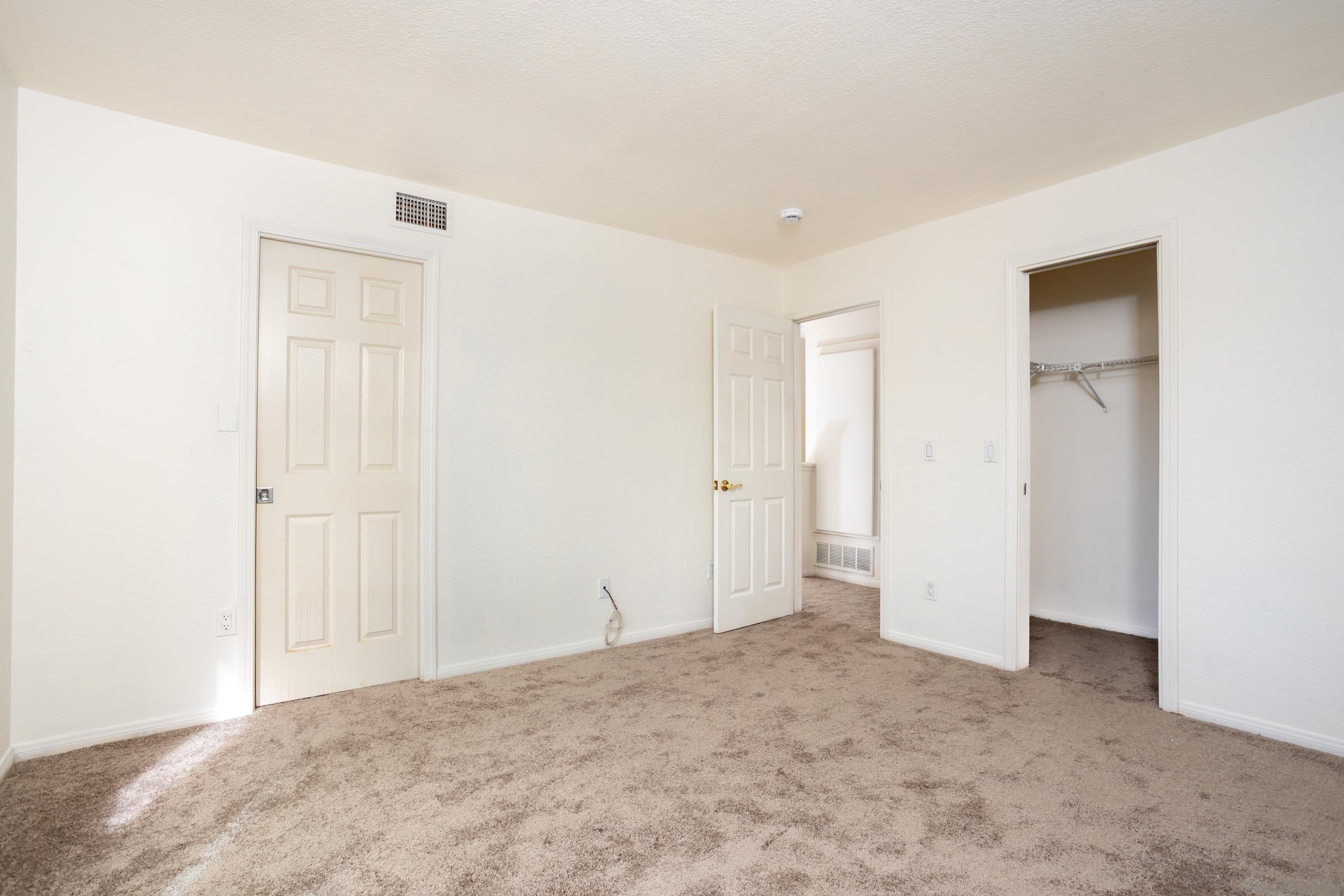 Detail Gallery Image 8 of 11 For 9744  Caminito Doha, San Diego,  CA 92131 - 2 Beds | 2/1 Baths