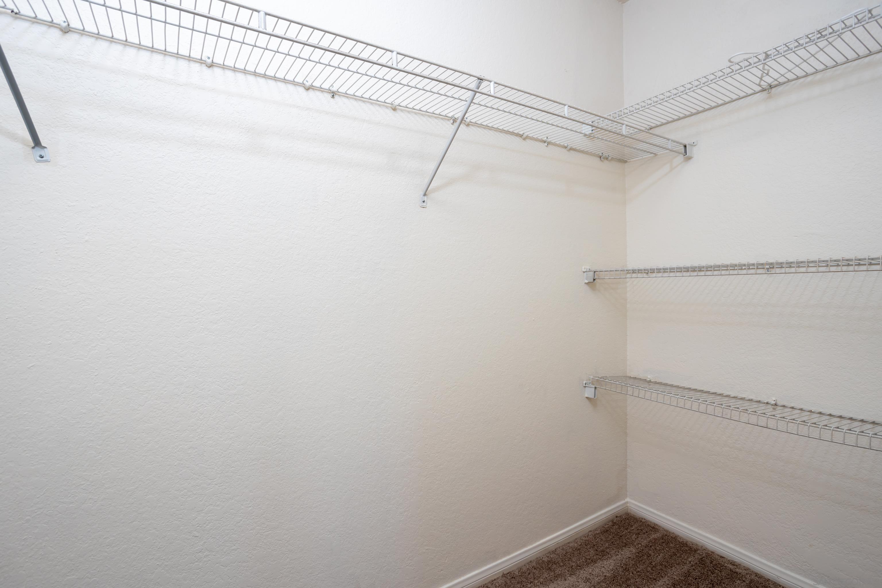 Detail Gallery Image 9 of 11 For 9744  Caminito Doha, San Diego,  CA 92131 - 2 Beds | 2/1 Baths