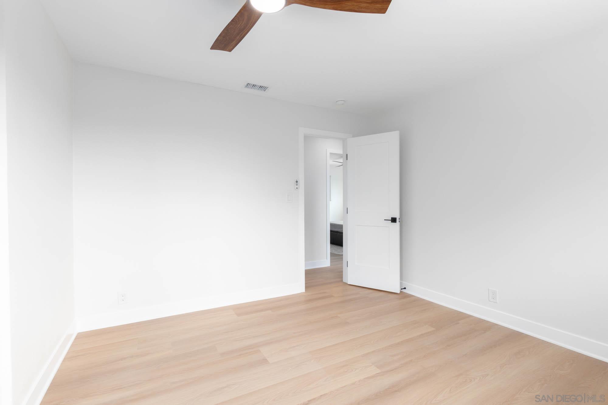 Detail Gallery Image 22 of 60 For 361 E Indian Rock Rd, Vista,  CA 92084 - 4 Beds | 3 Baths