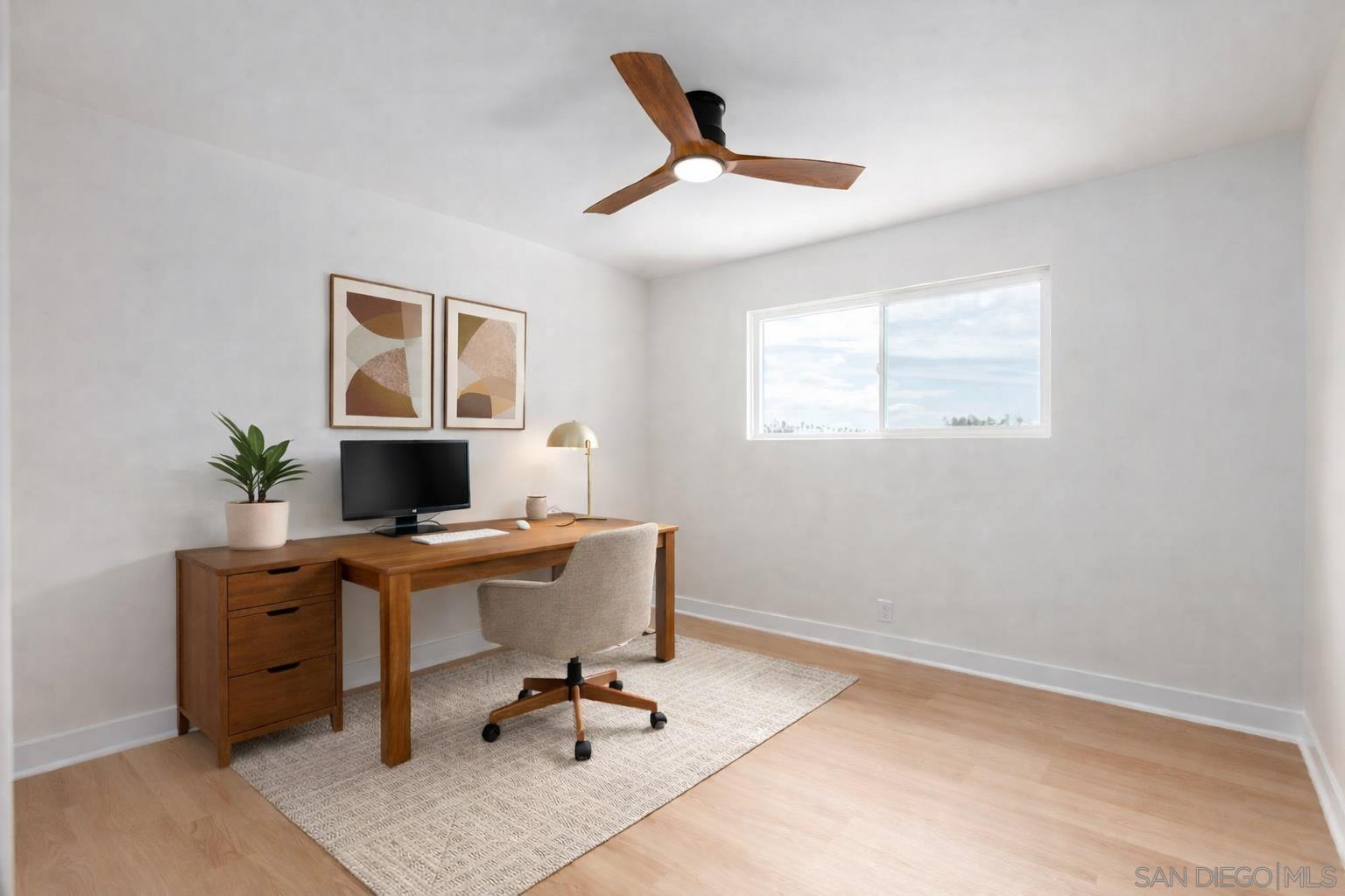 Detail Gallery Image 23 of 60 For 361 E Indian Rock Rd, Vista,  CA 92084 - 4 Beds | 3 Baths