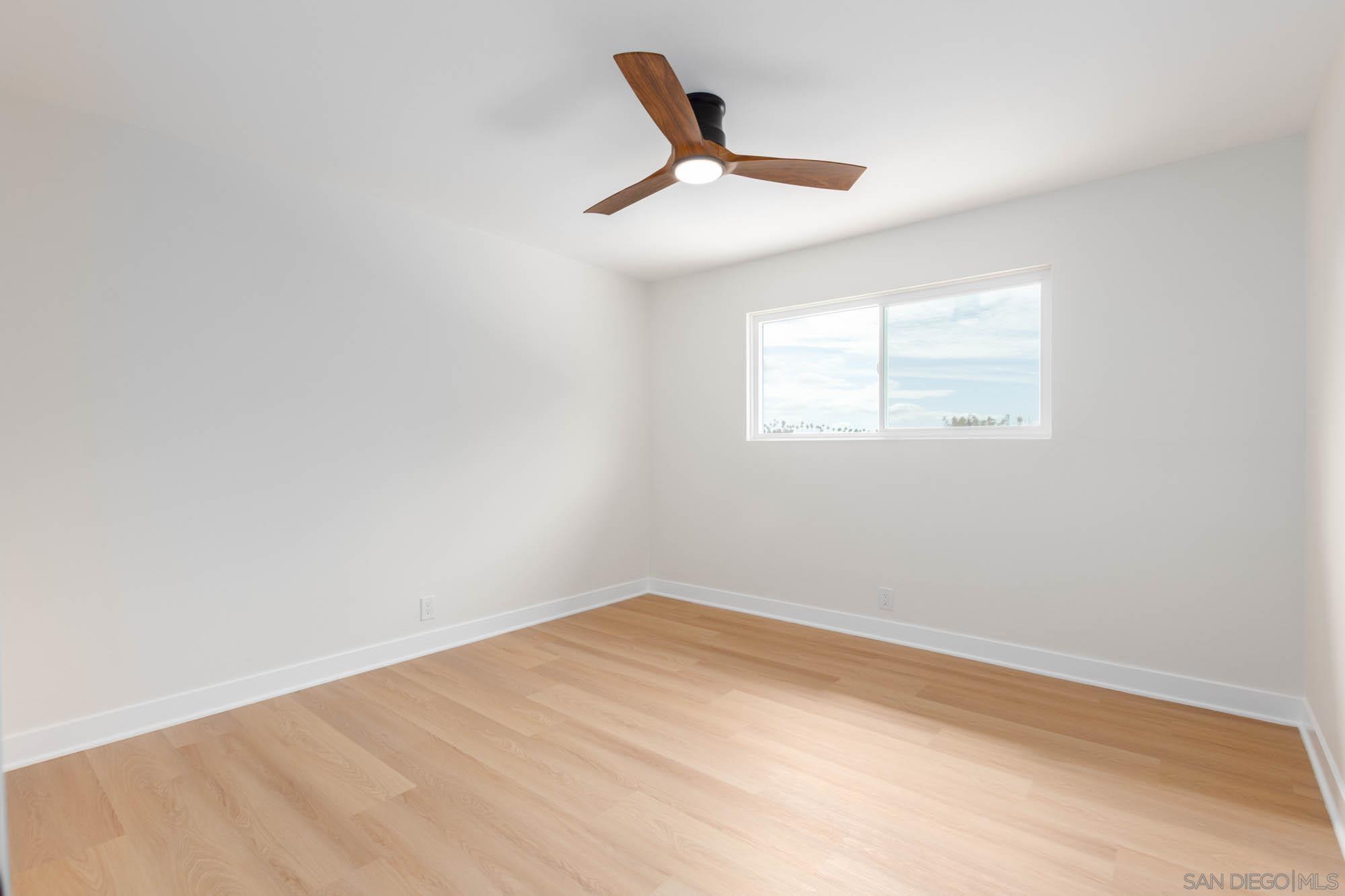 Detail Gallery Image 24 of 60 For 361 E Indian Rock Rd, Vista,  CA 92084 - 4 Beds | 3 Baths