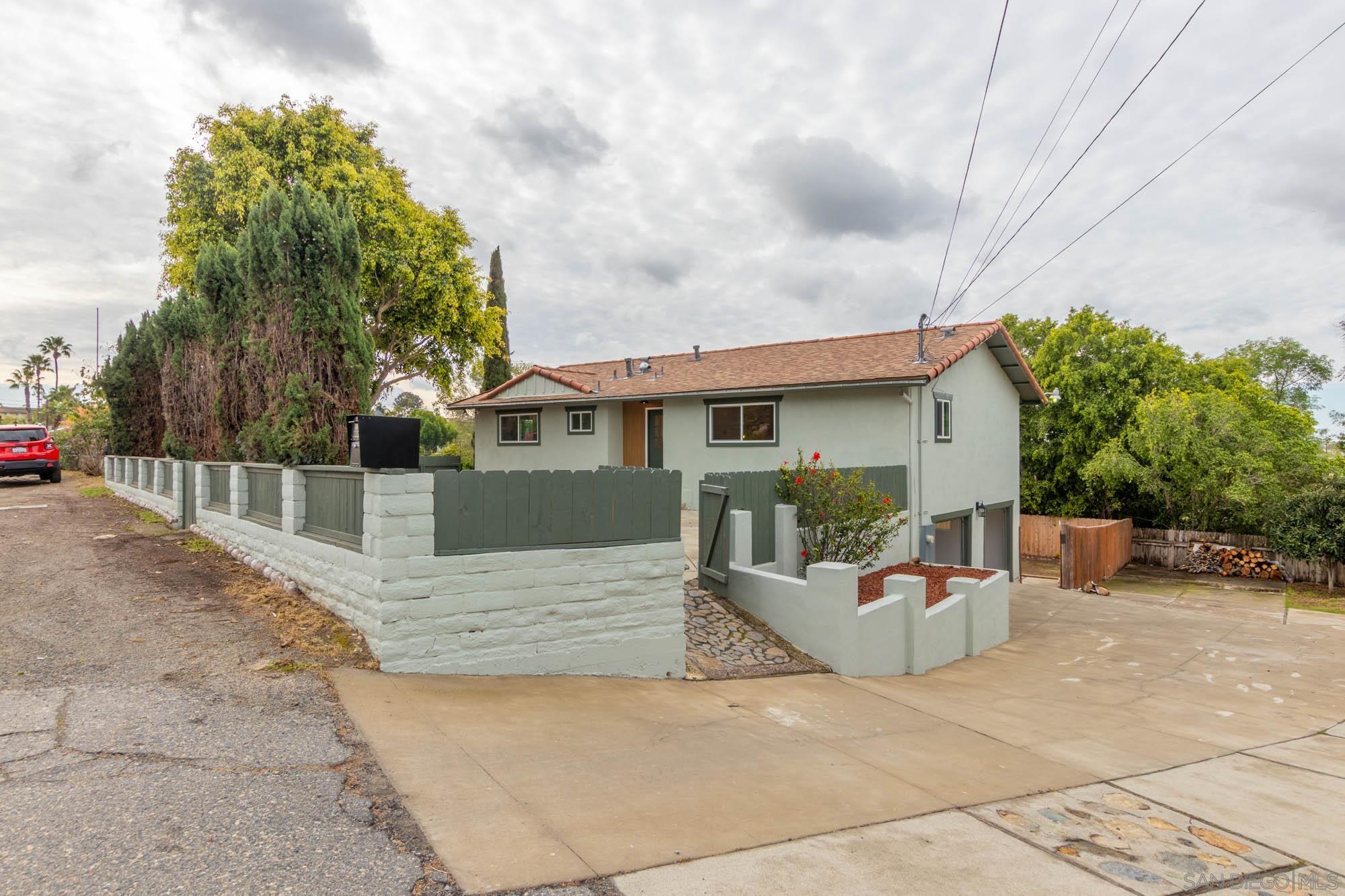 Detail Gallery Image 47 of 60 For 361 E Indian Rock Rd, Vista,  CA 92084 - 4 Beds | 3 Baths