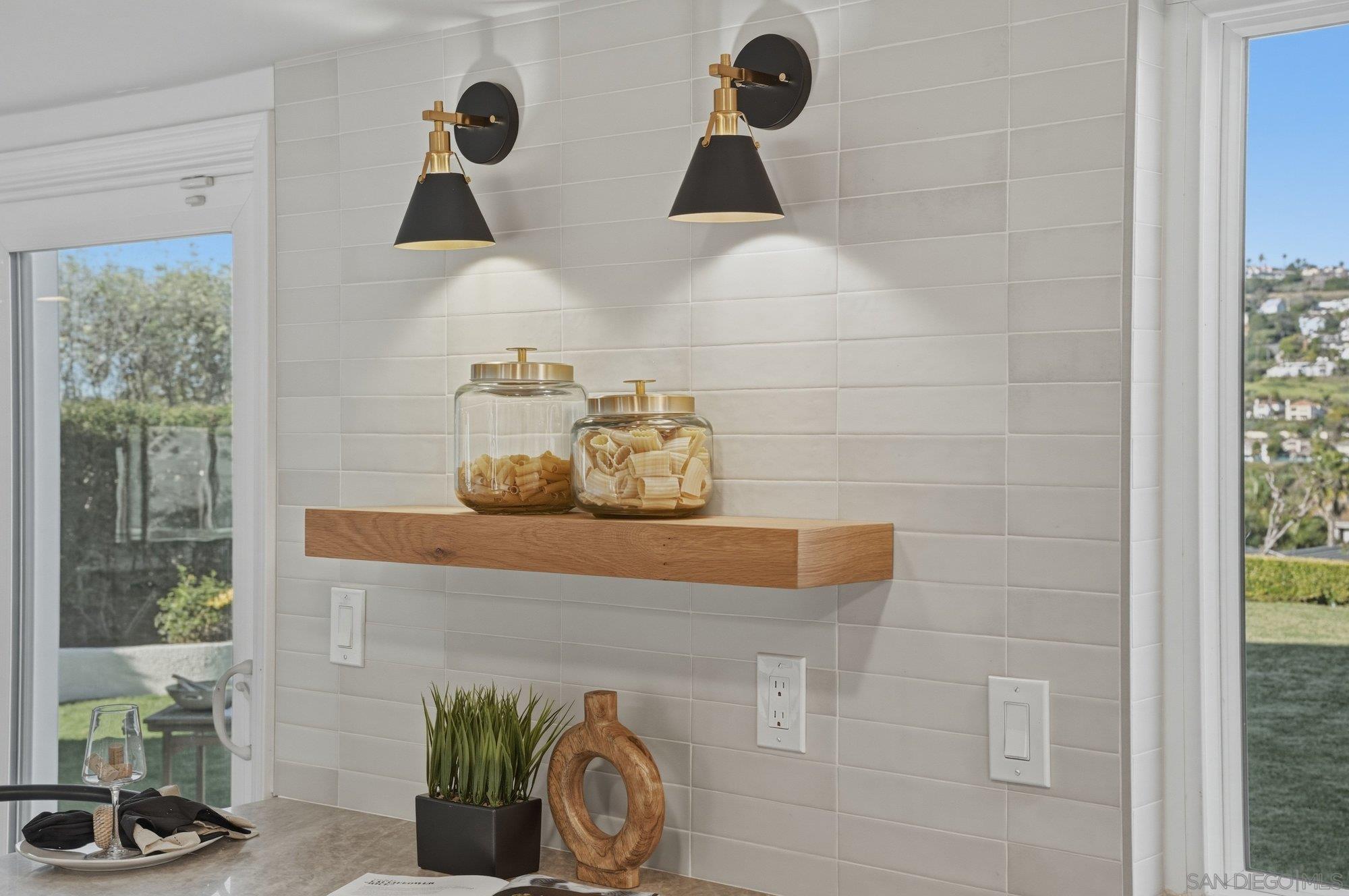 Detail Gallery Image 12 of 41 For 2644  La Costa Ave, Carlsbad,  CA 92009 - 4 Beds | 3 Baths