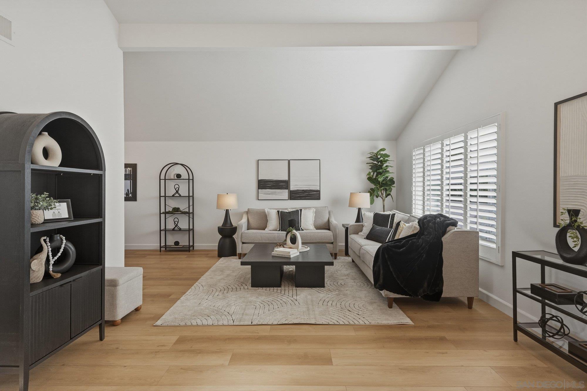 Detail Gallery Image 5 of 41 For 2644  La Costa Ave, Carlsbad,  CA 92009 - 4 Beds | 3 Baths