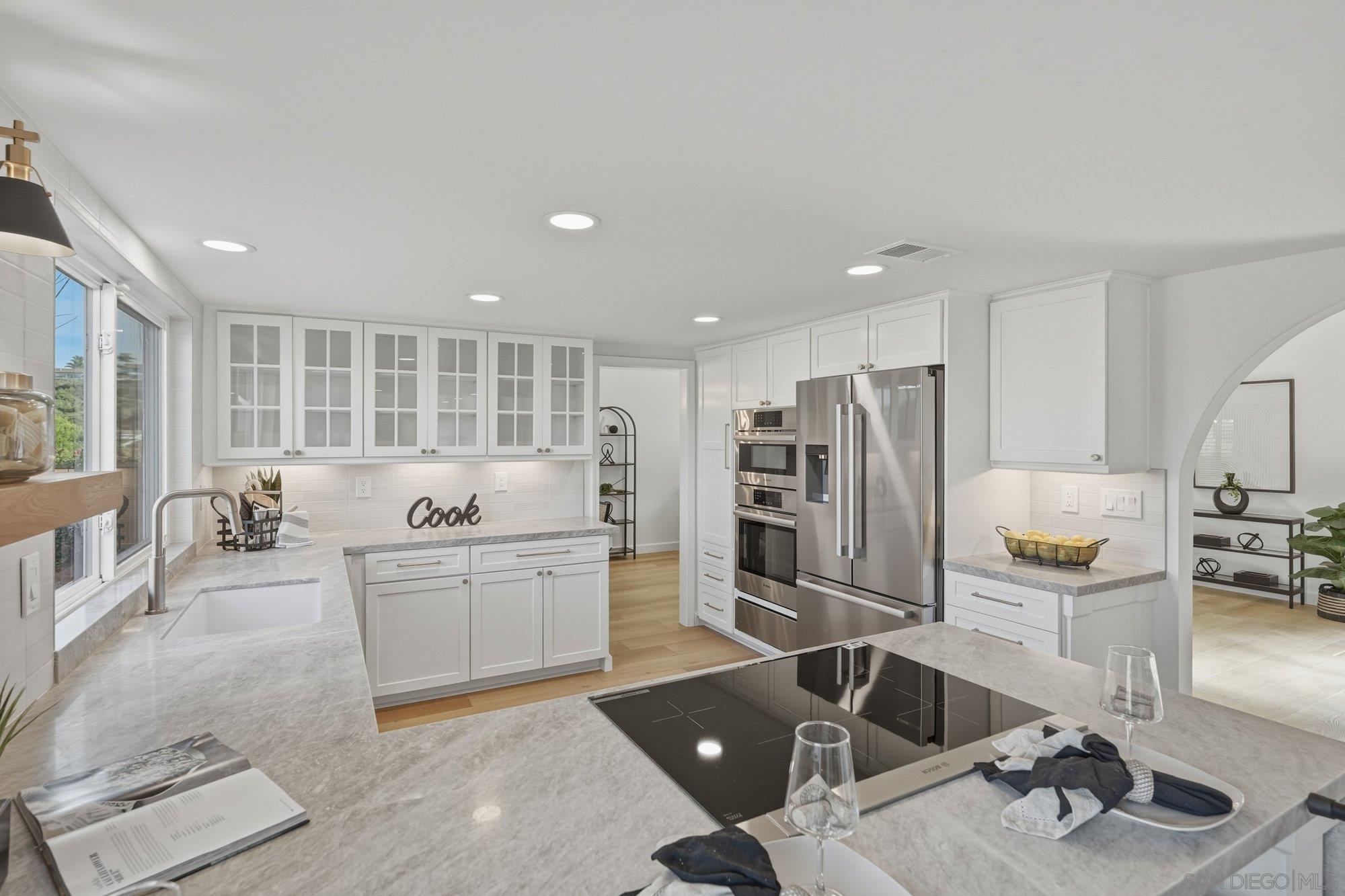 Detail Gallery Image 10 of 41 For 2644  La Costa Ave, Carlsbad,  CA 92009 - 4 Beds | 3 Baths