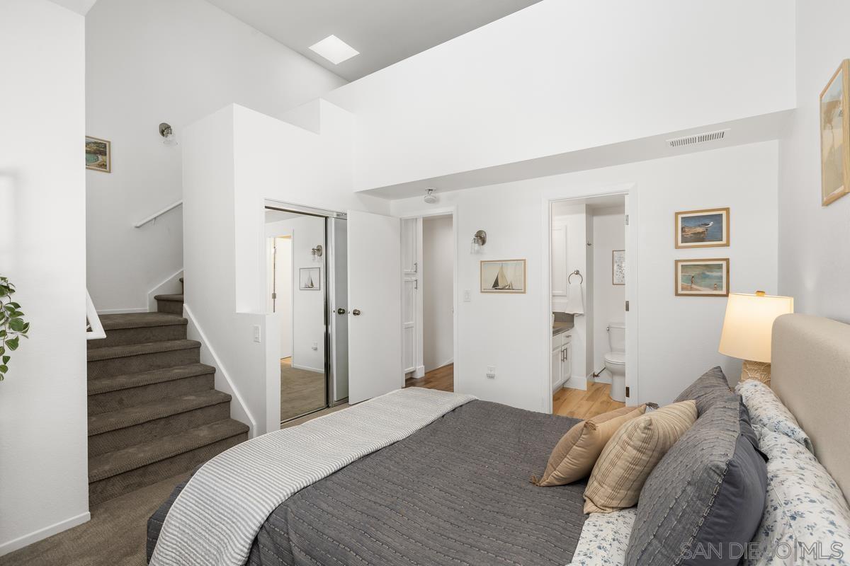 Detail Gallery Image 14 of 23 For 1534  Glenwood, San Diego,  CA 92103 - 3 Beds | 2/1 Baths