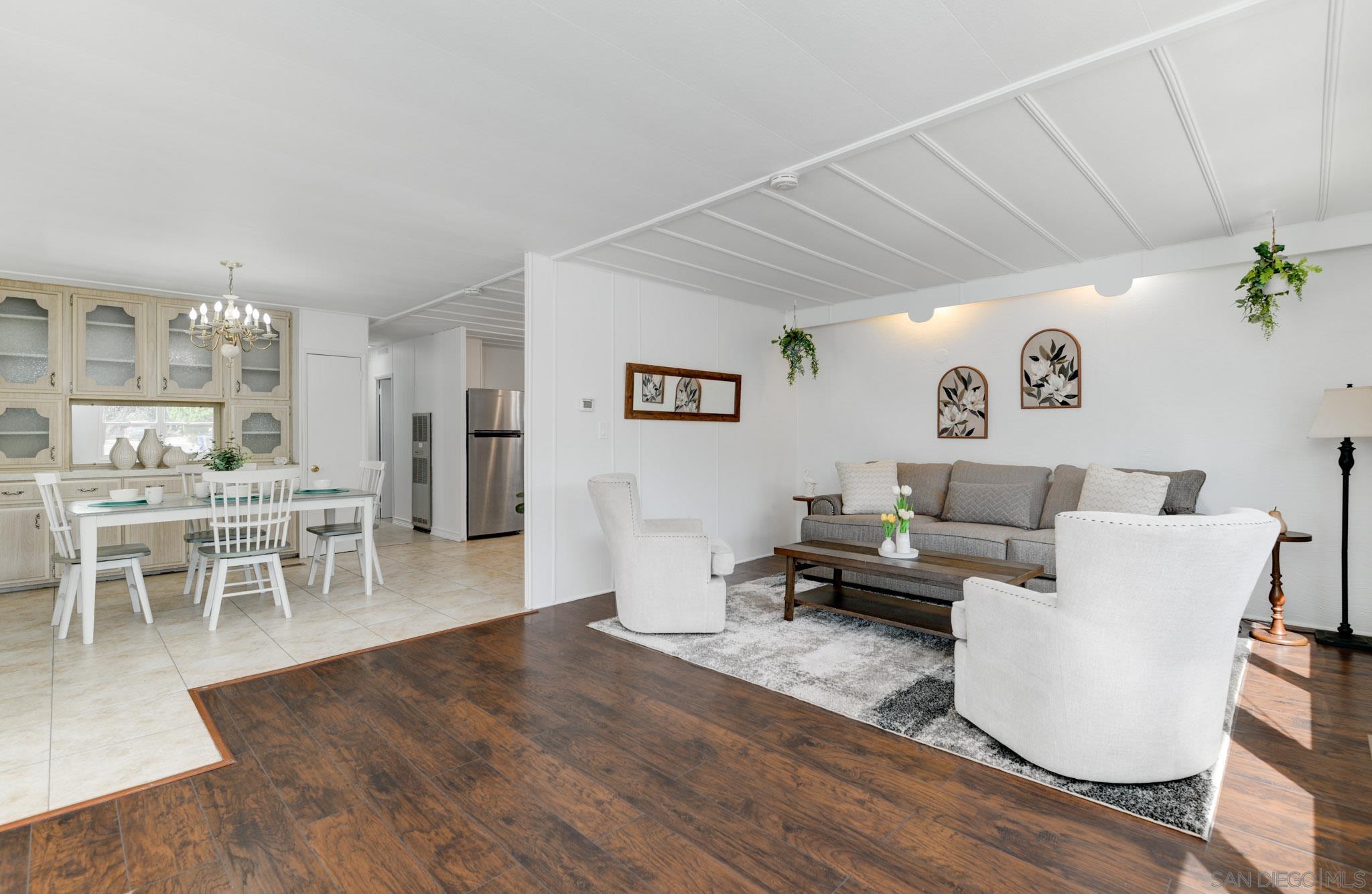 Front Image Thumbnail for SD260004314